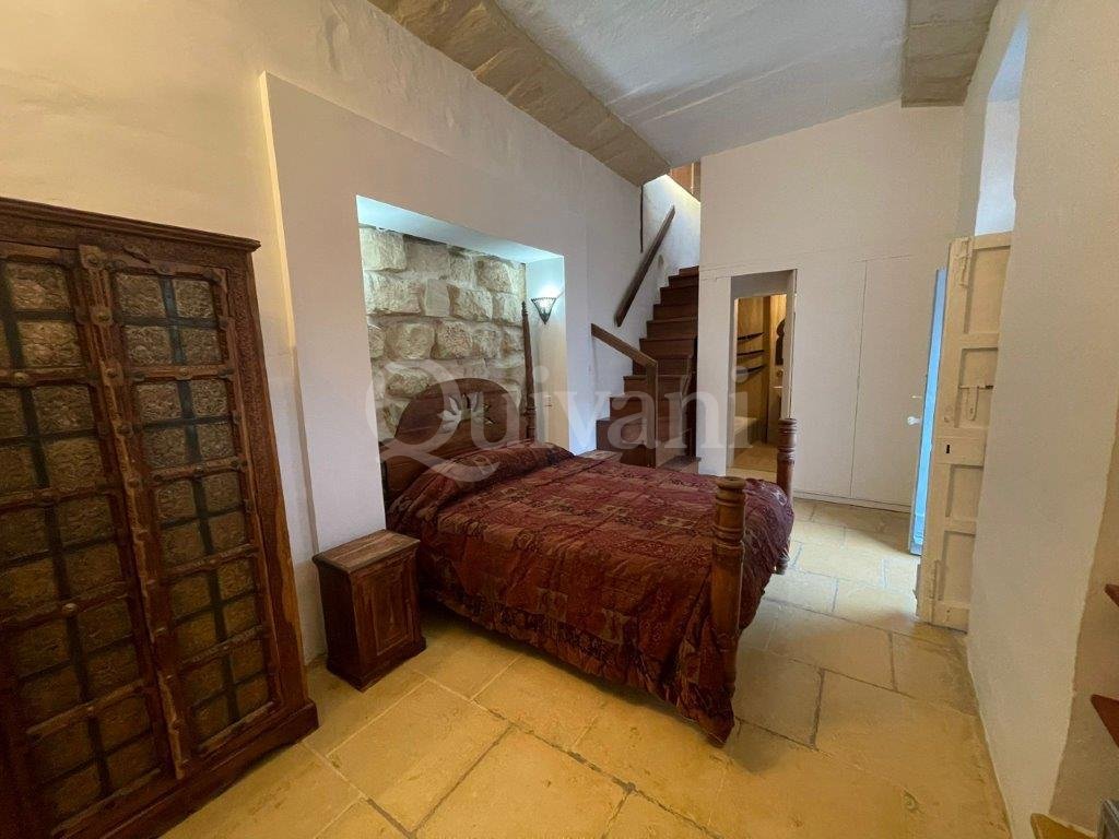 Mosta, Furnished House of Character