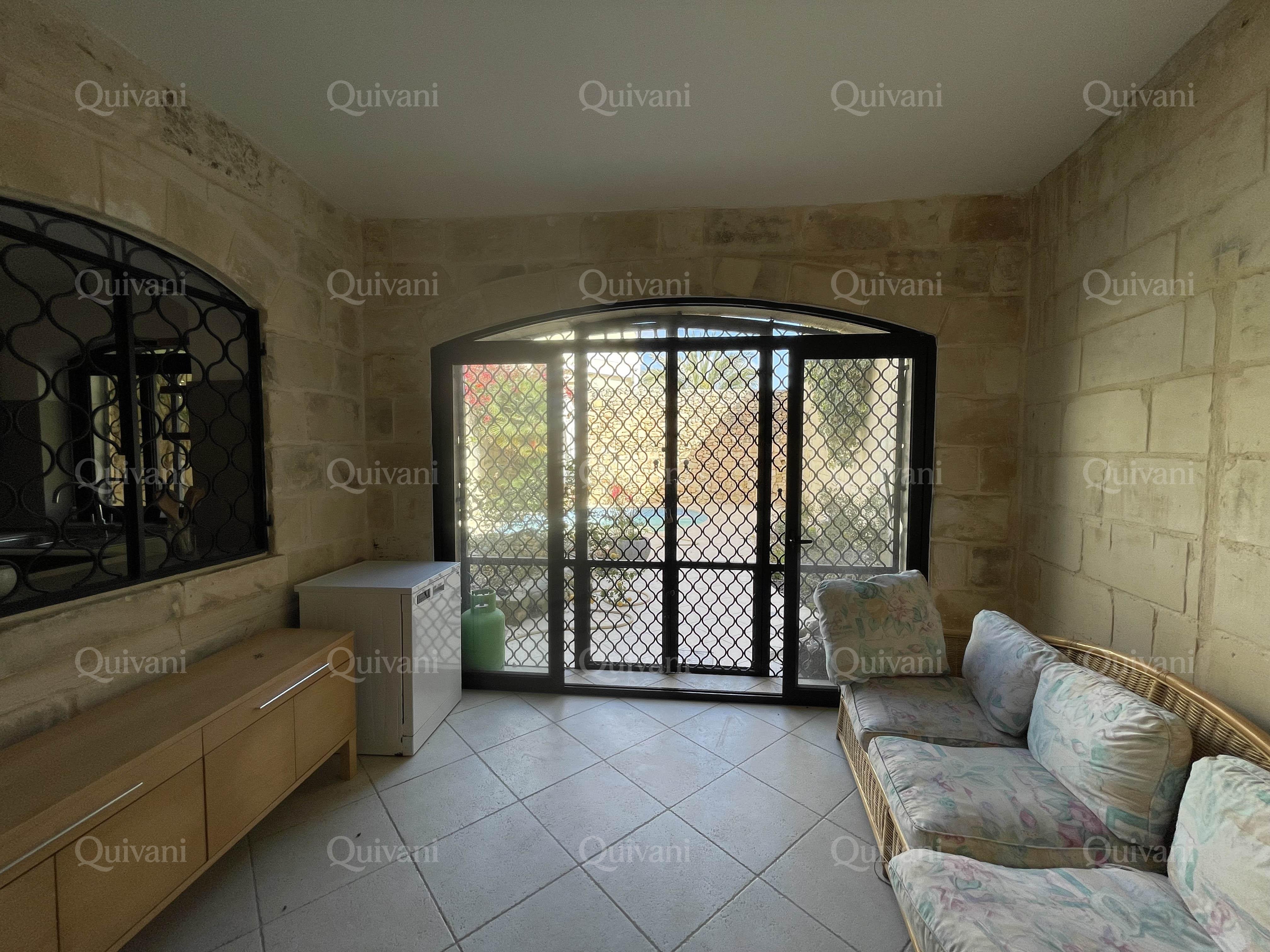Naxxar, Converted House of Character