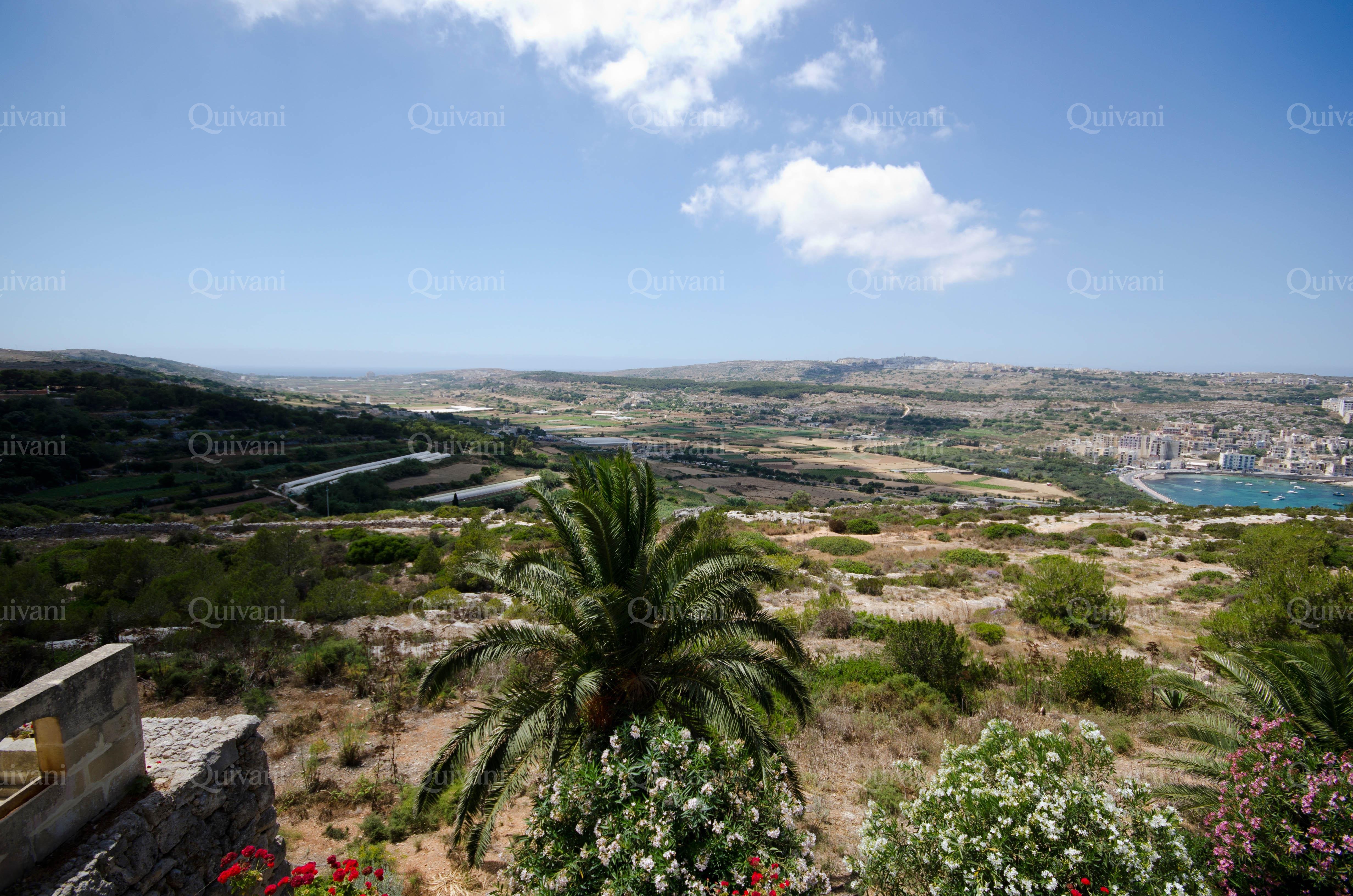 Wardija, Furnished Duplex Maisonette