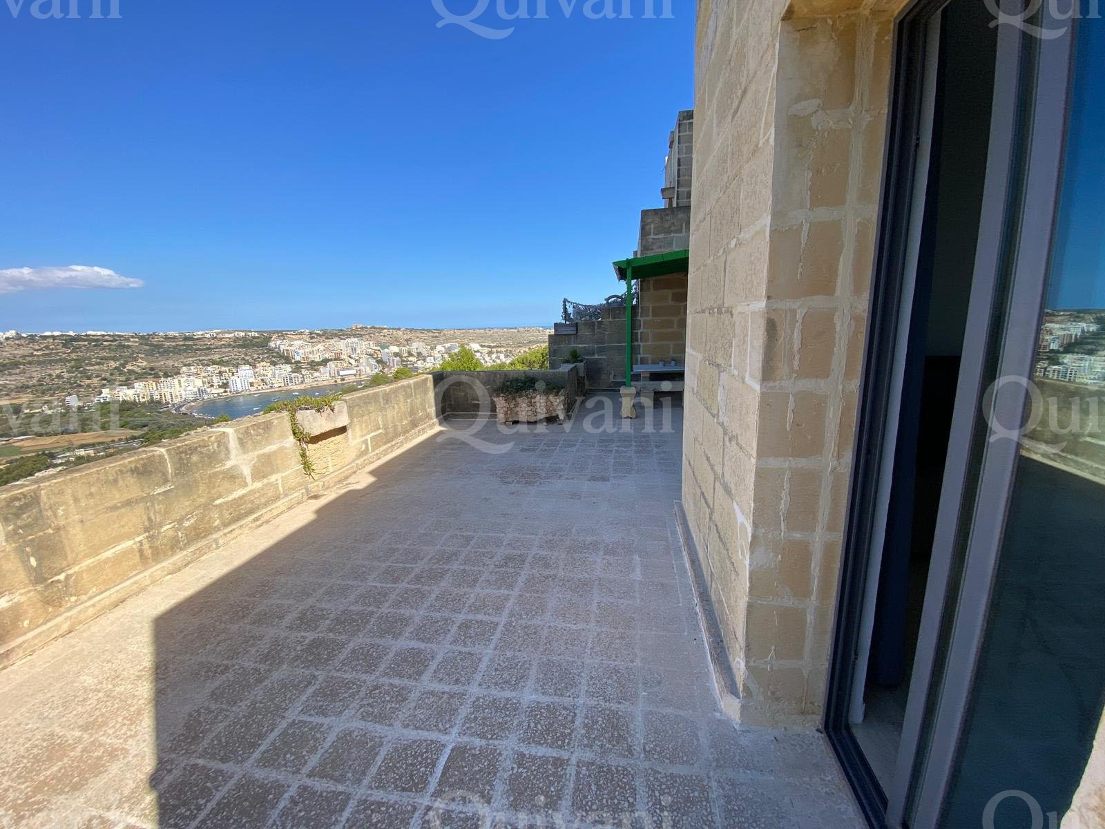Wardija, Furnished Maisonette