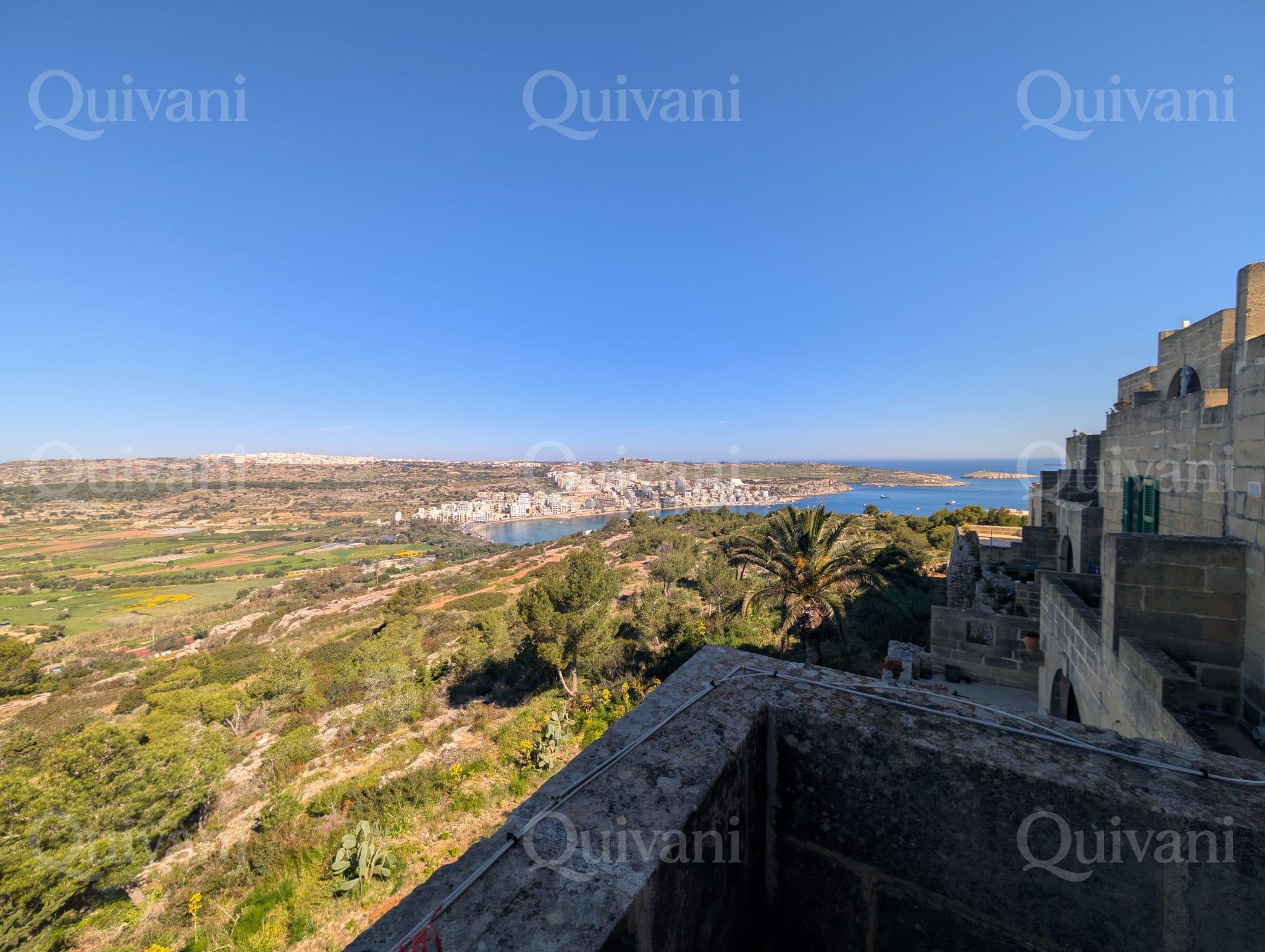 Wardija, Furnished Maisonette