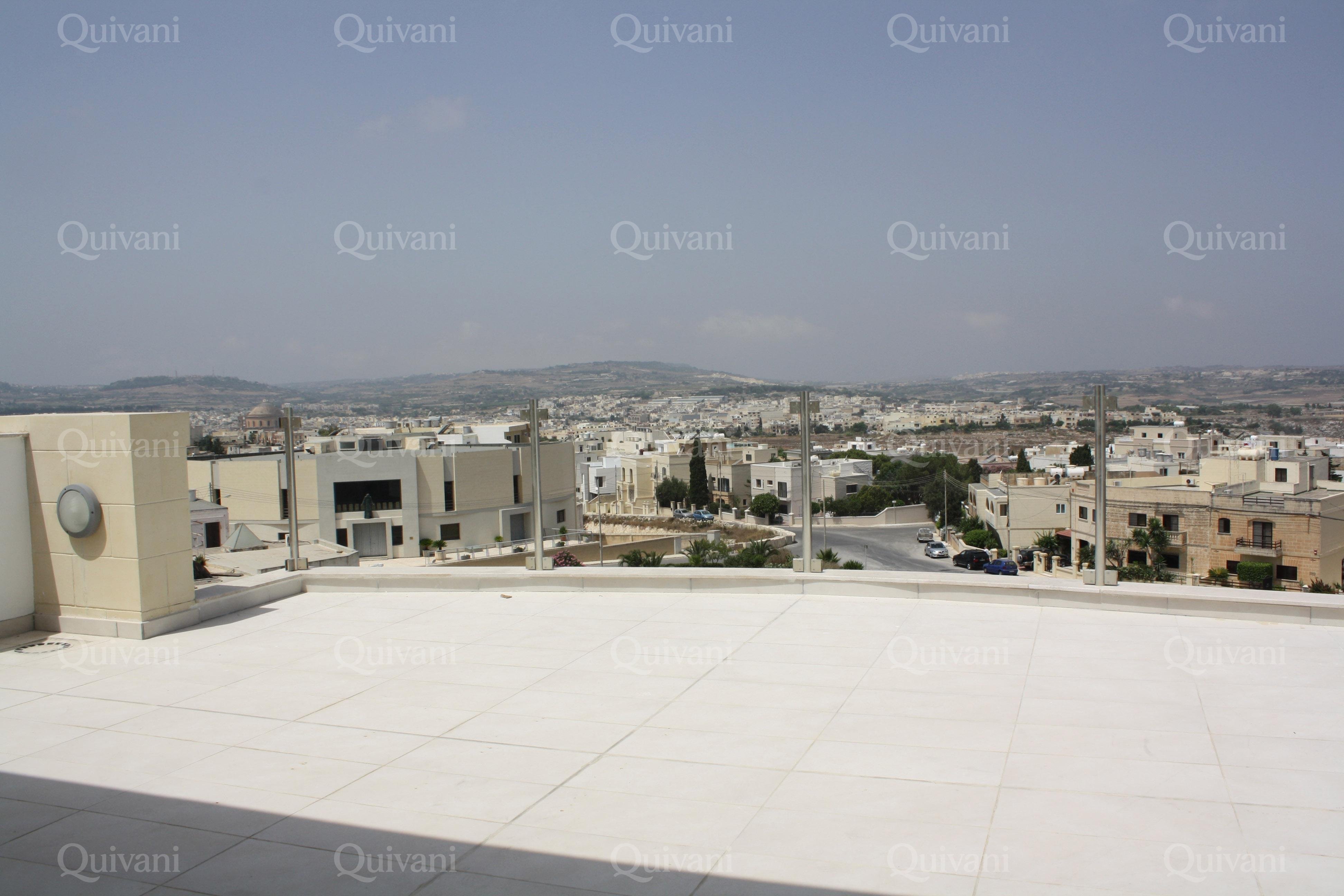 San Pawl tat-Targa, Furnished Penthouse