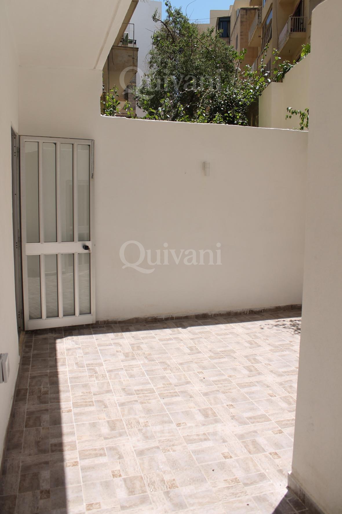Sliema, Finished Office