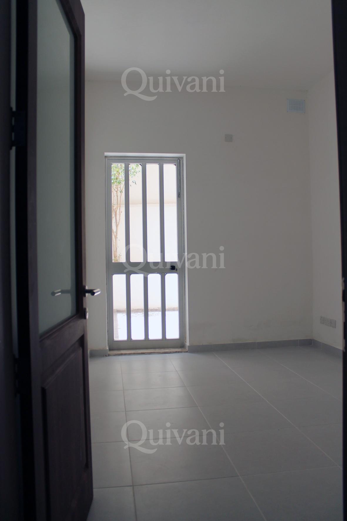 Sliema, Finished Office
