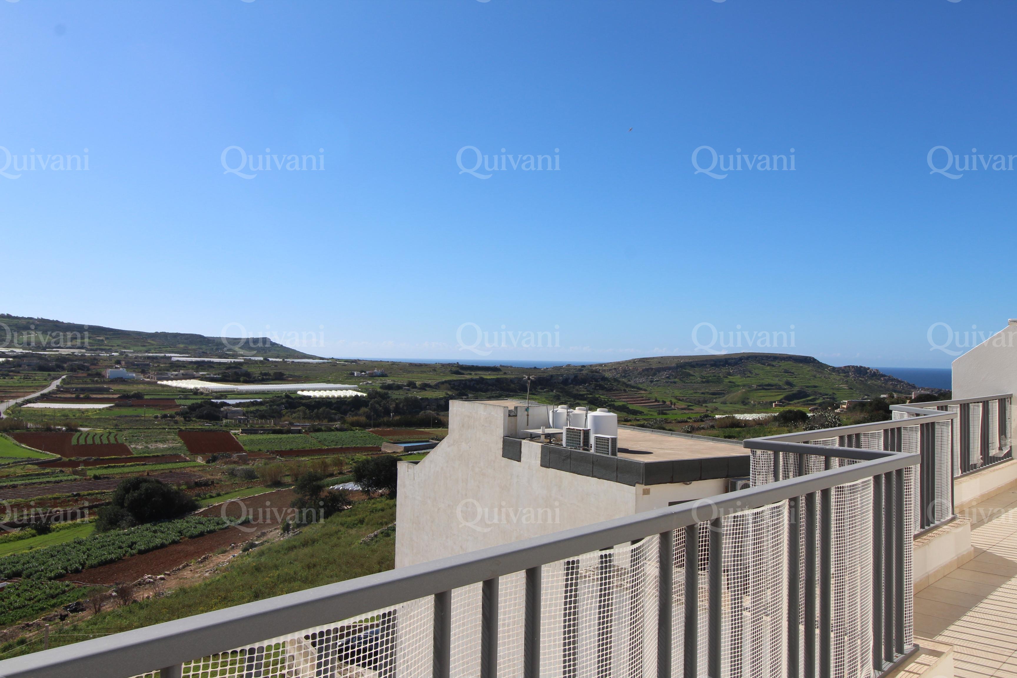 Mgarr, Furnished Penthouse