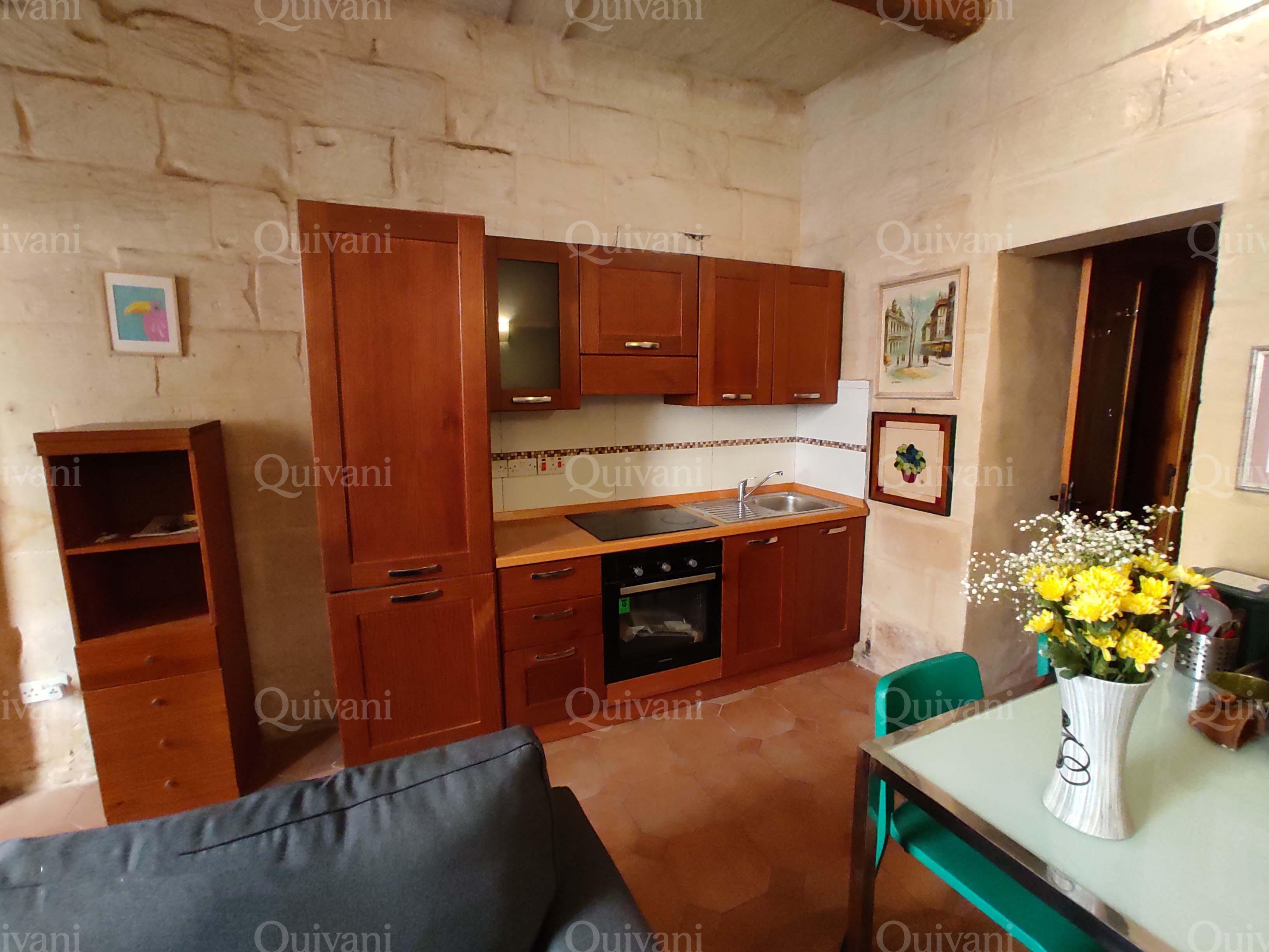 Sliema, Furnished Town House