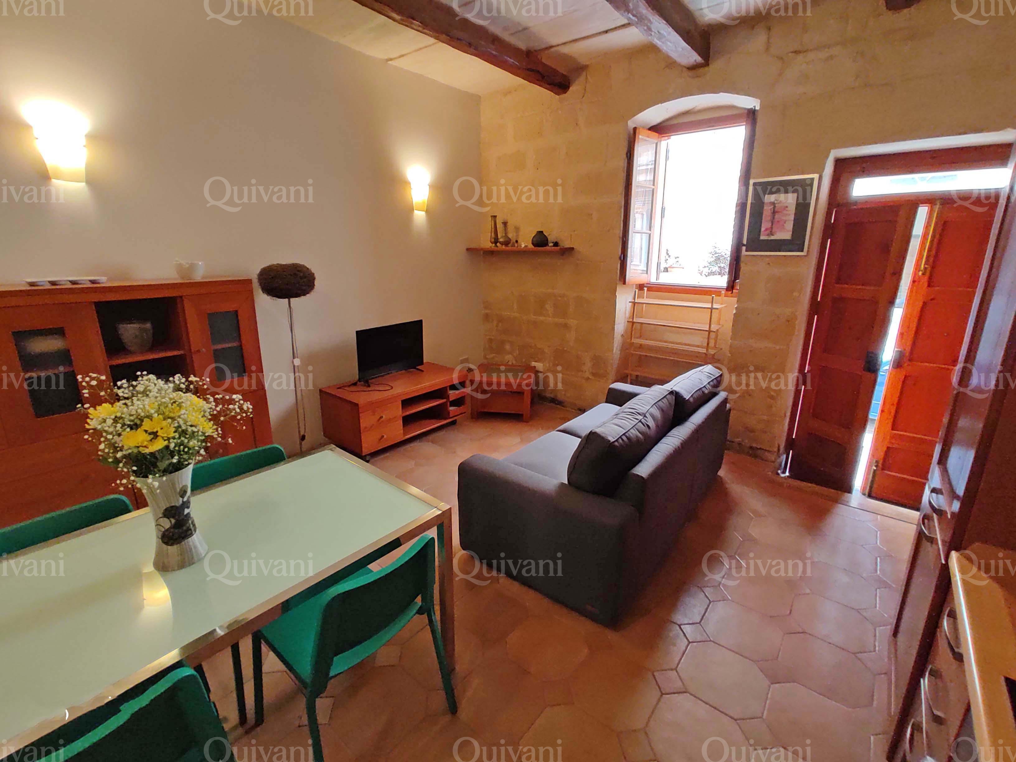 Sliema, Furnished Town House