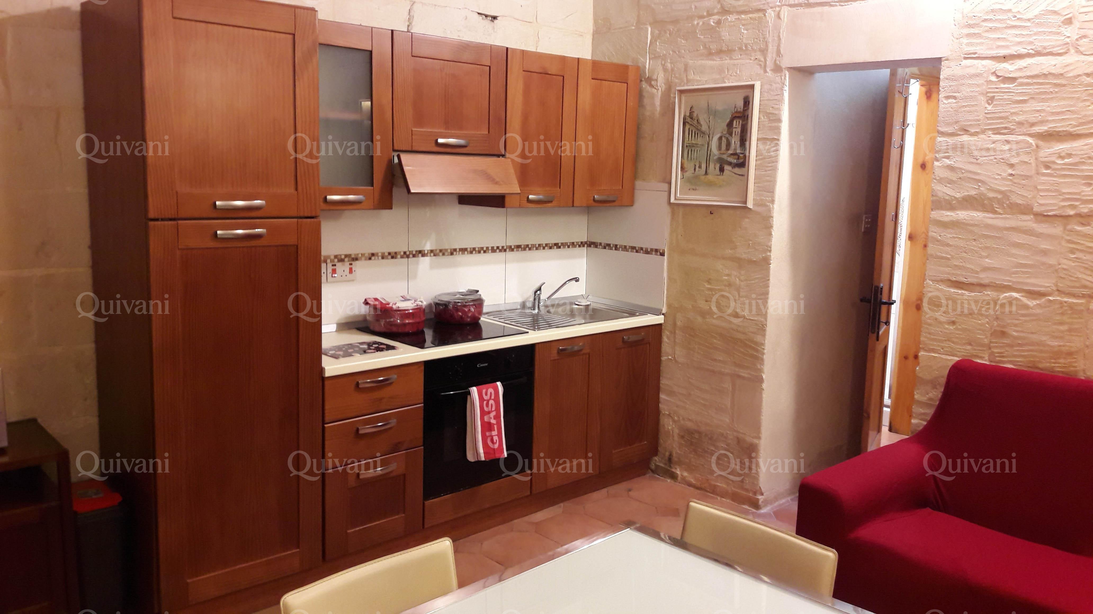 Sliema, Furnished Town House