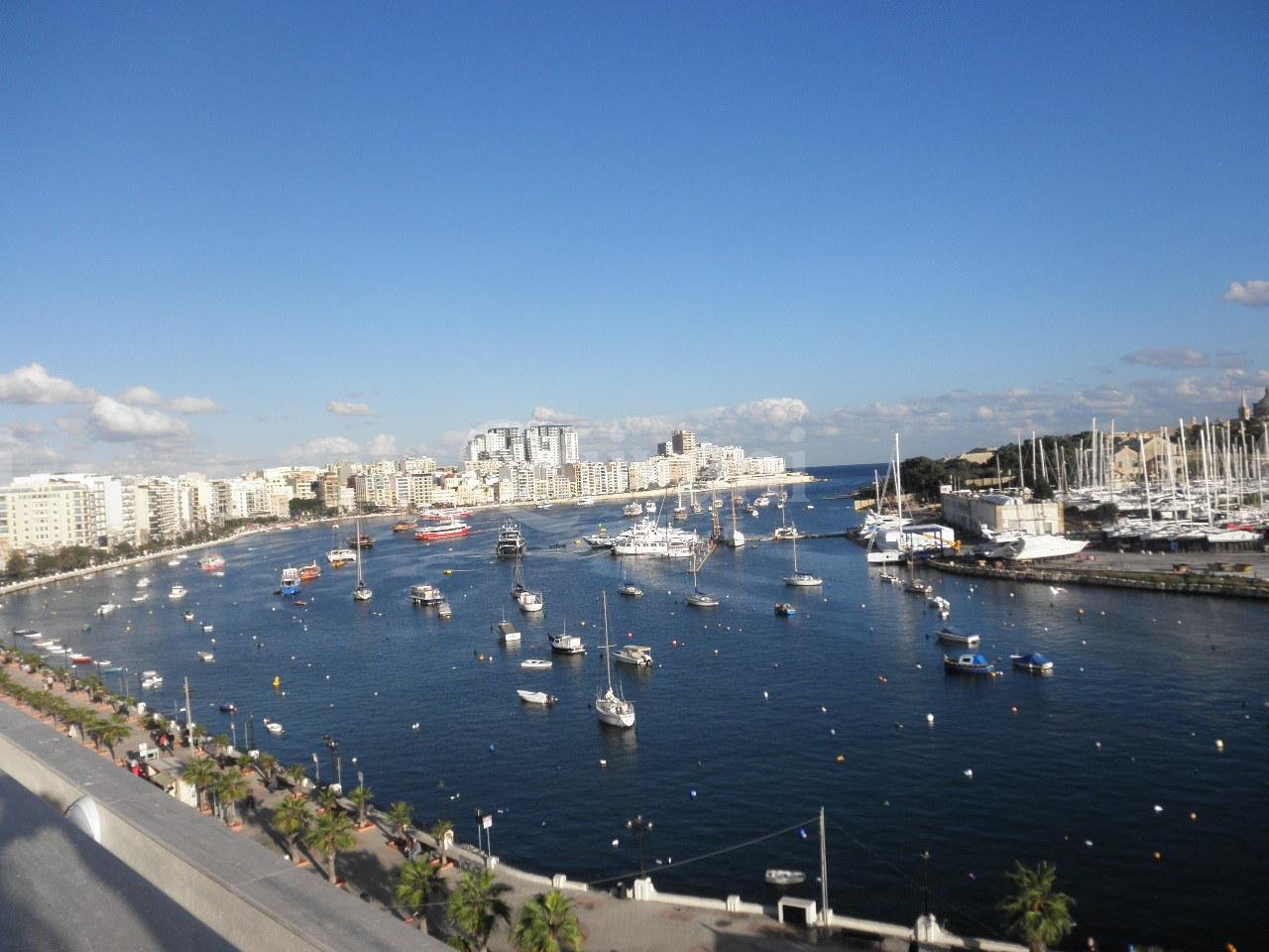 Gzira, Furnished Penthouse
