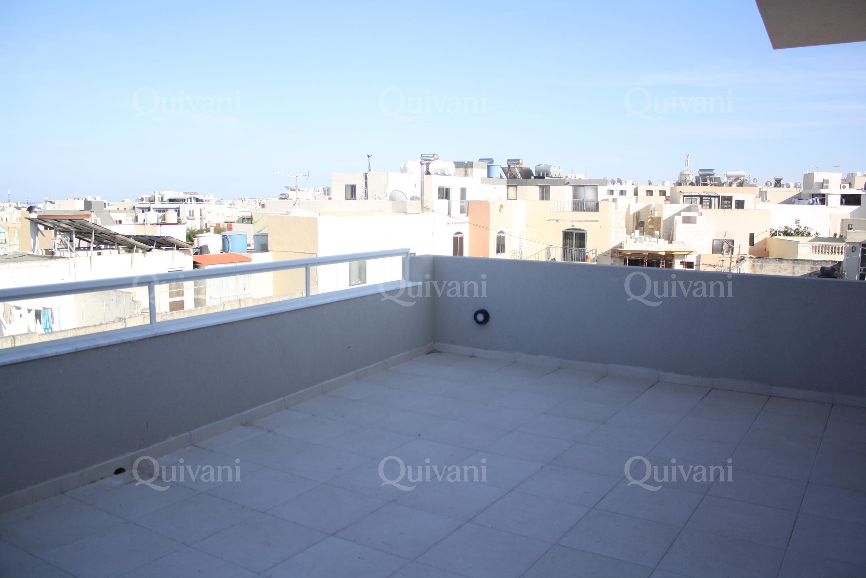Swieqi, Furnished Penthouse