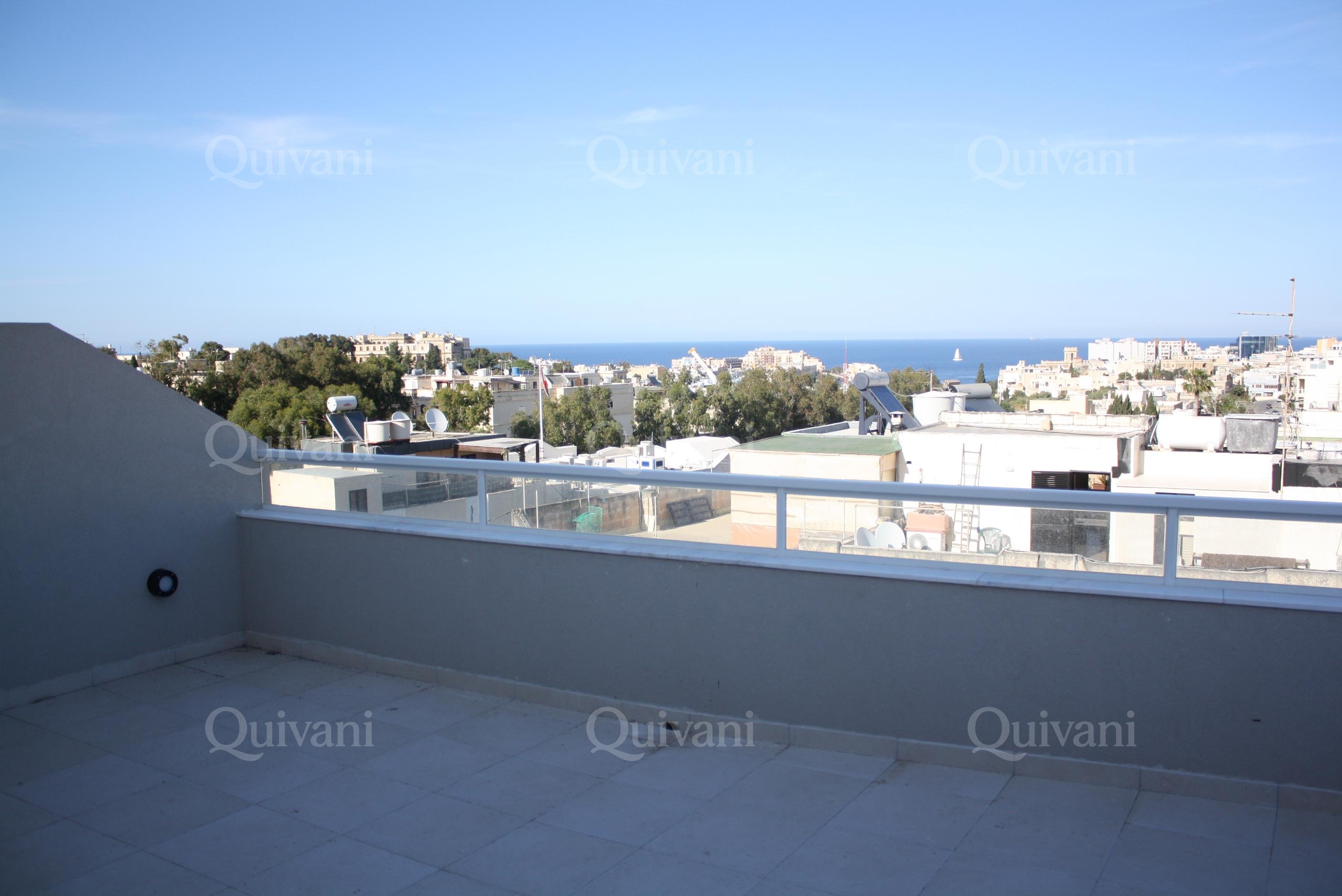 Swieqi, Furnished Penthouse