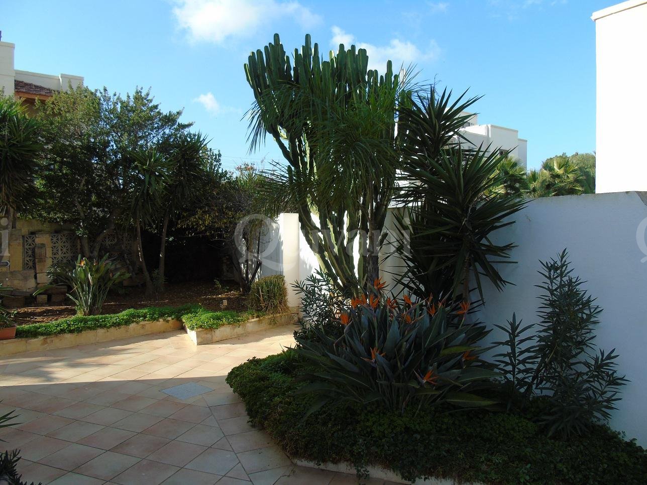Madliena, Furnished Fully Detached Villa