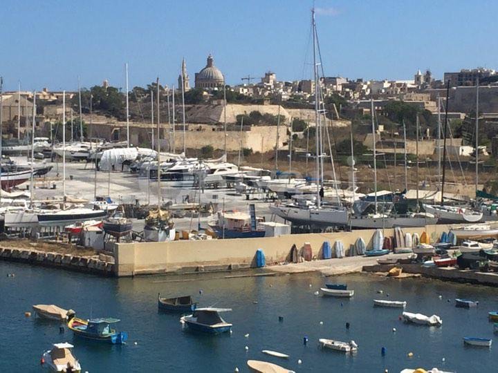 Gzira, Furnished Apartment