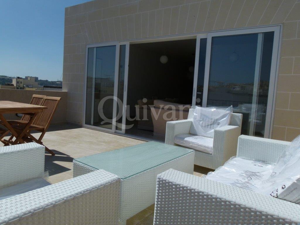 Gzira, Furnished Penthouse