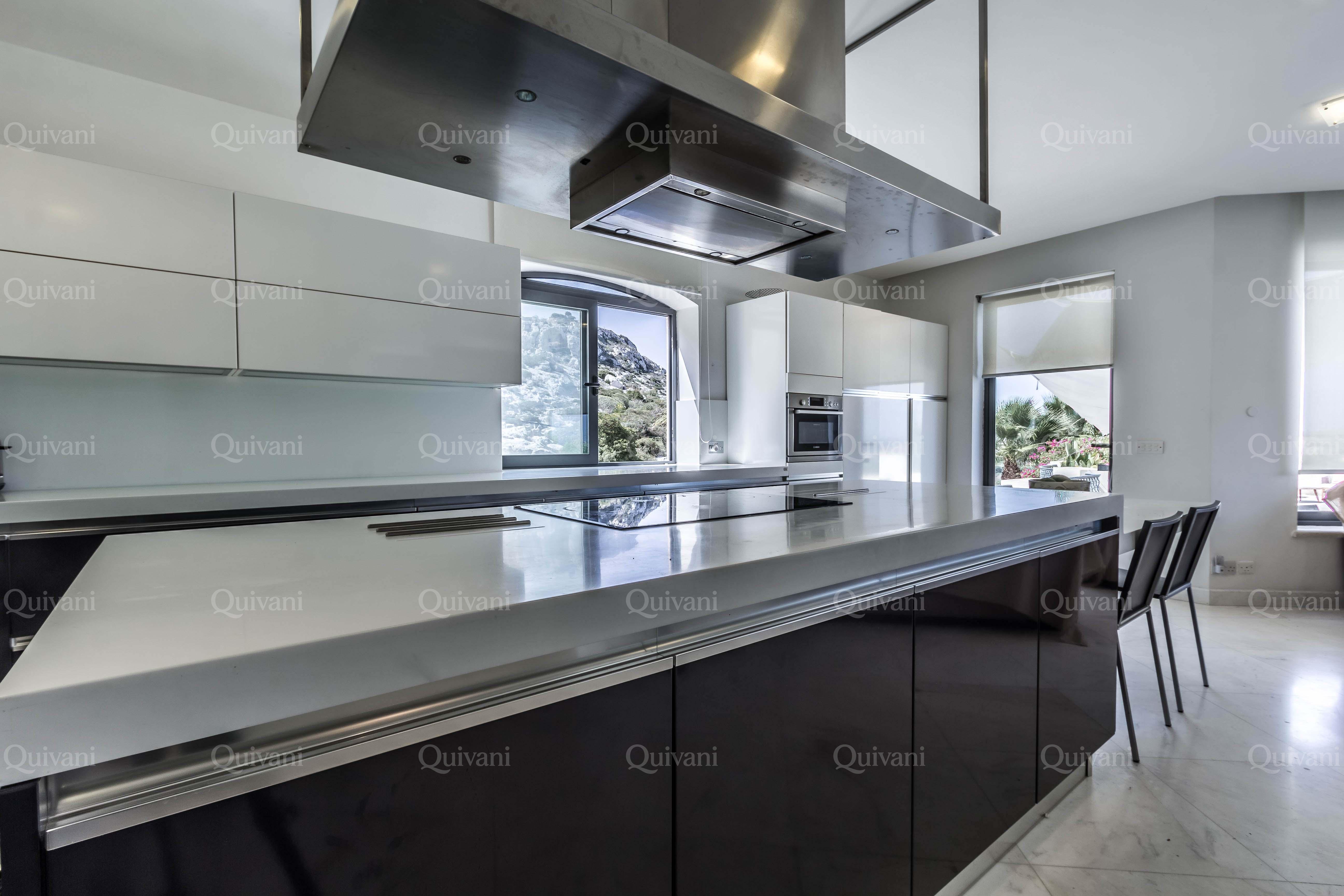 Bahar ic-Caghaq, Furnished Detached Villa