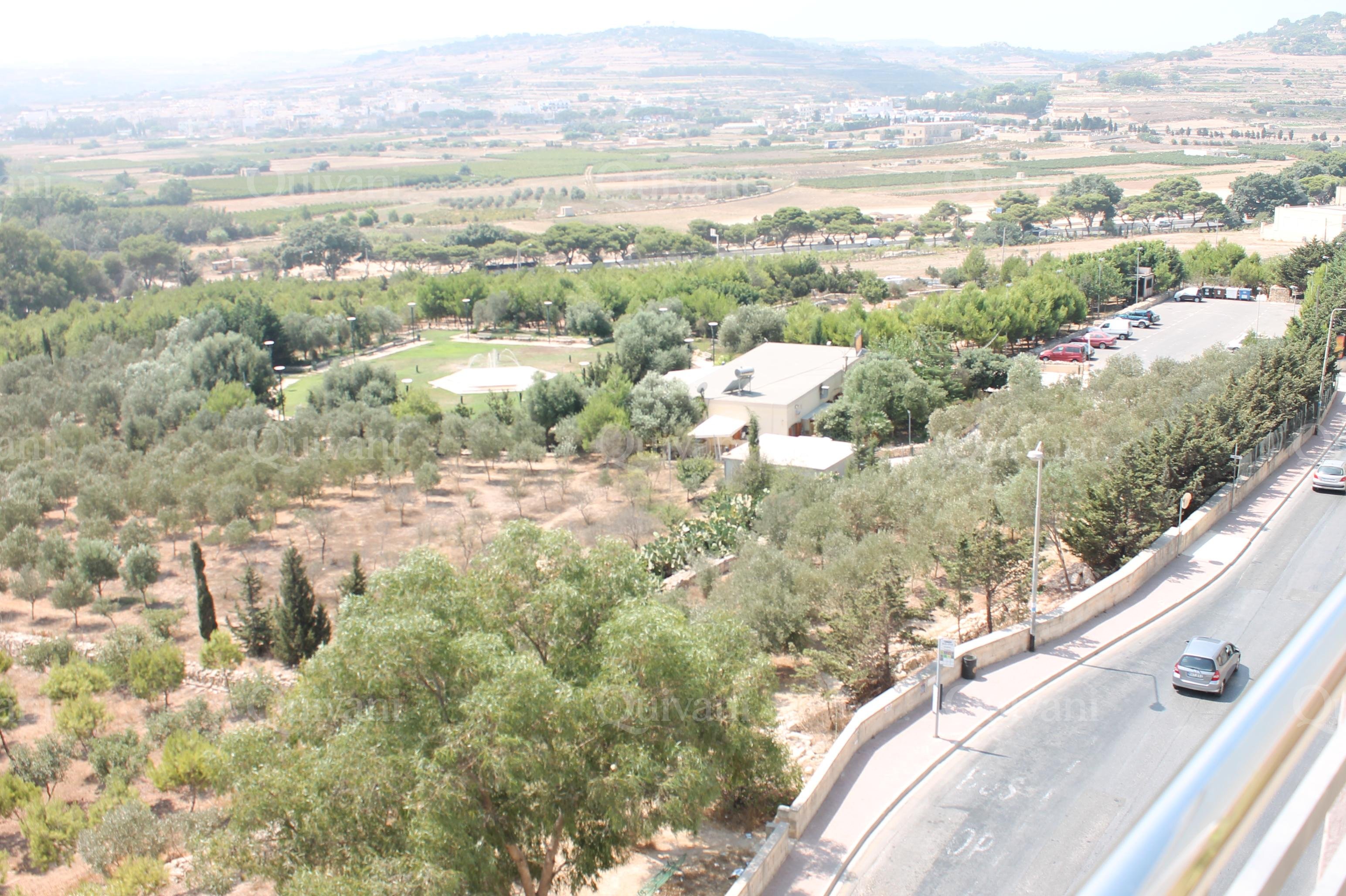 Qawra, Furnished Penthouse