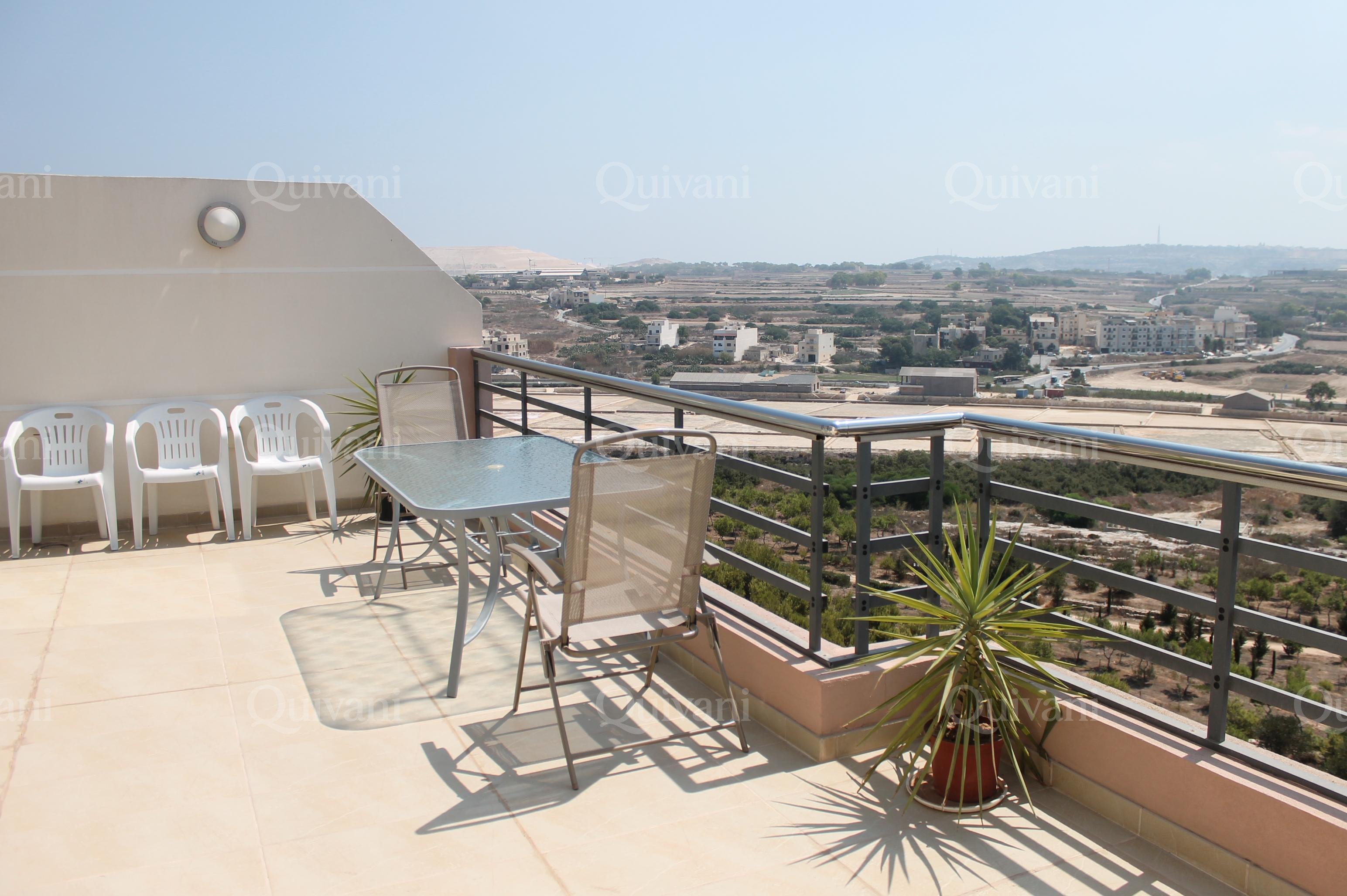 Qawra, Furnished Penthouse