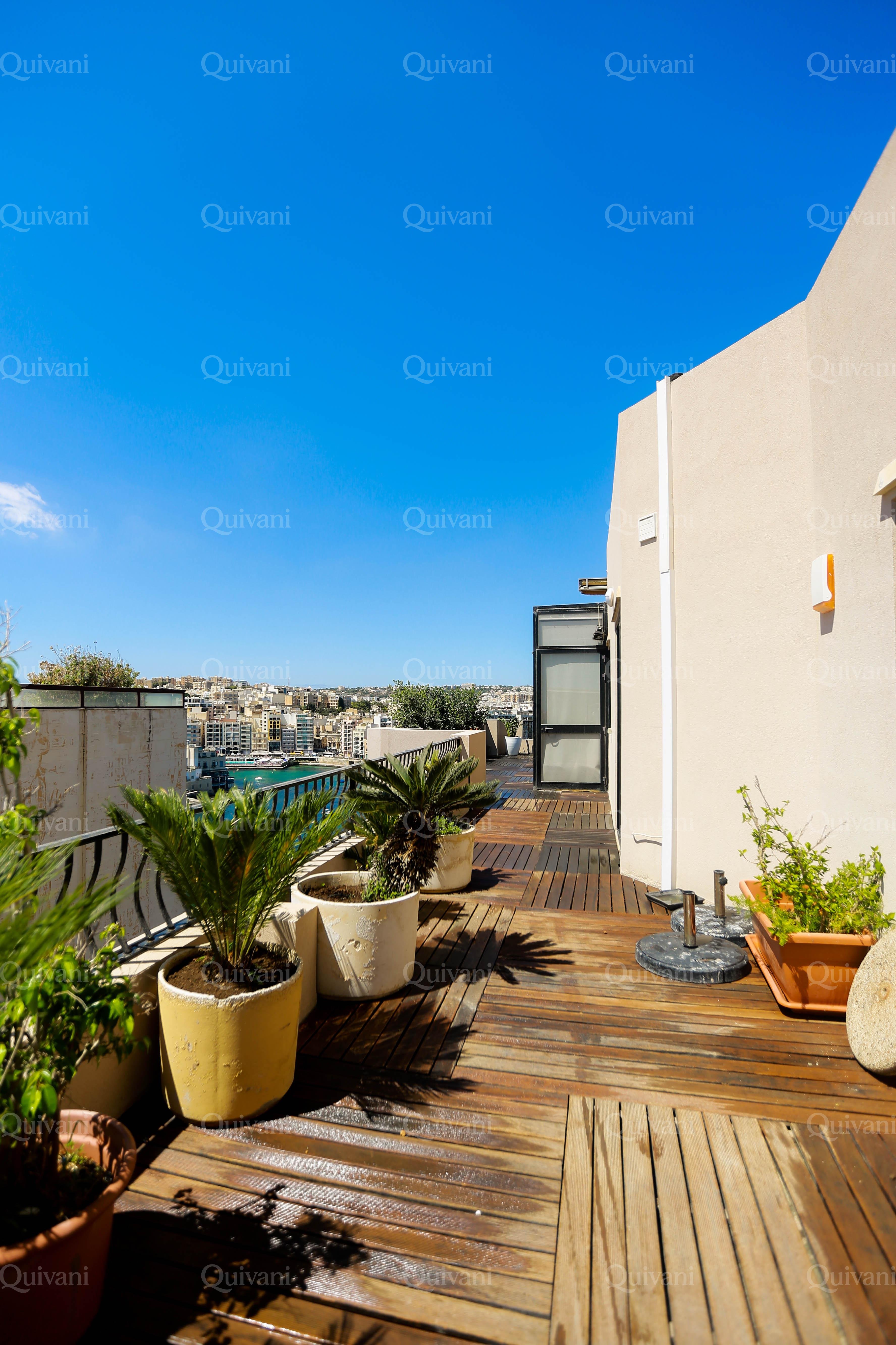 Sliema, Furnished Penthouse