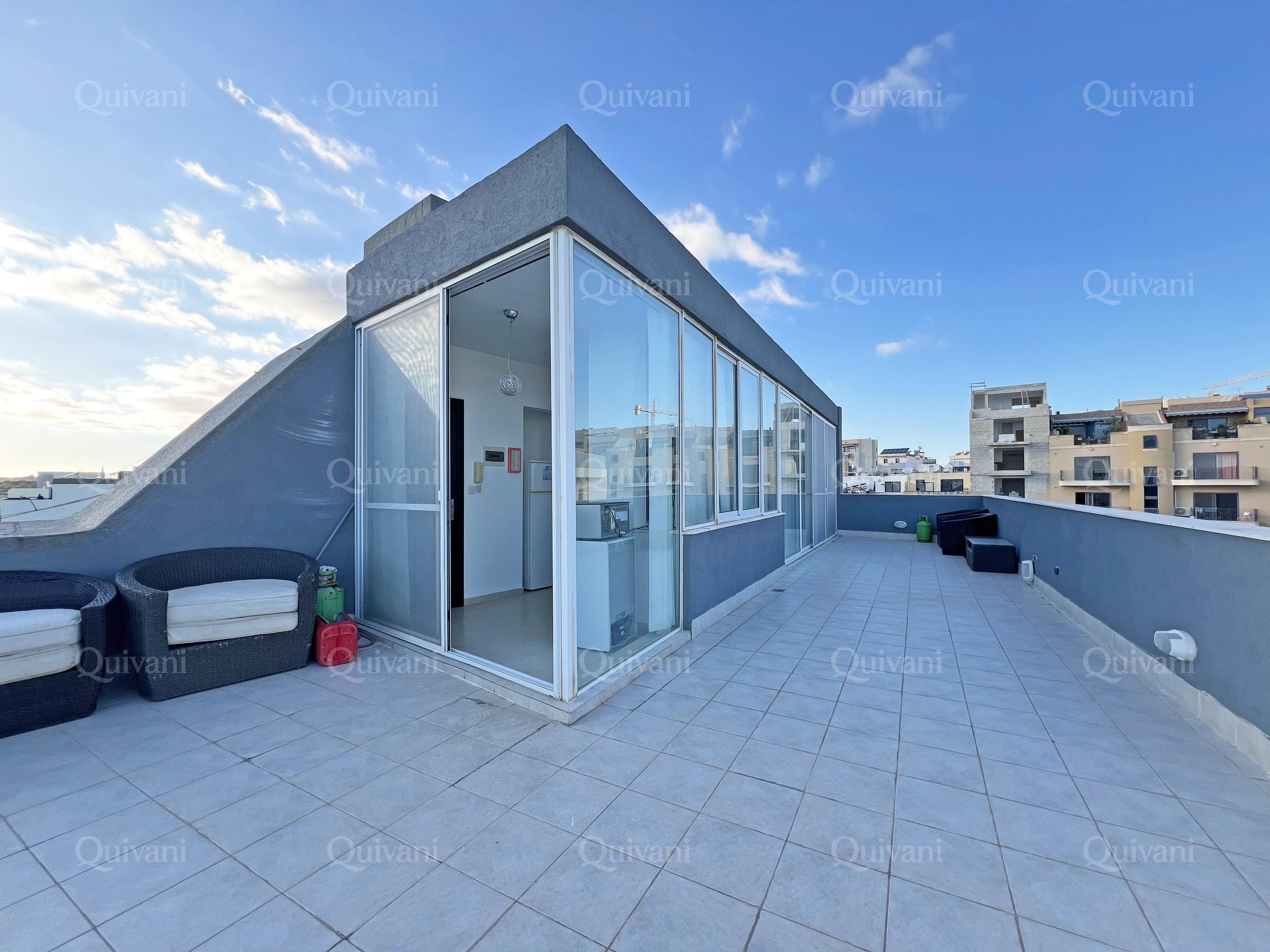 Marsascala, Furnished Penthouse