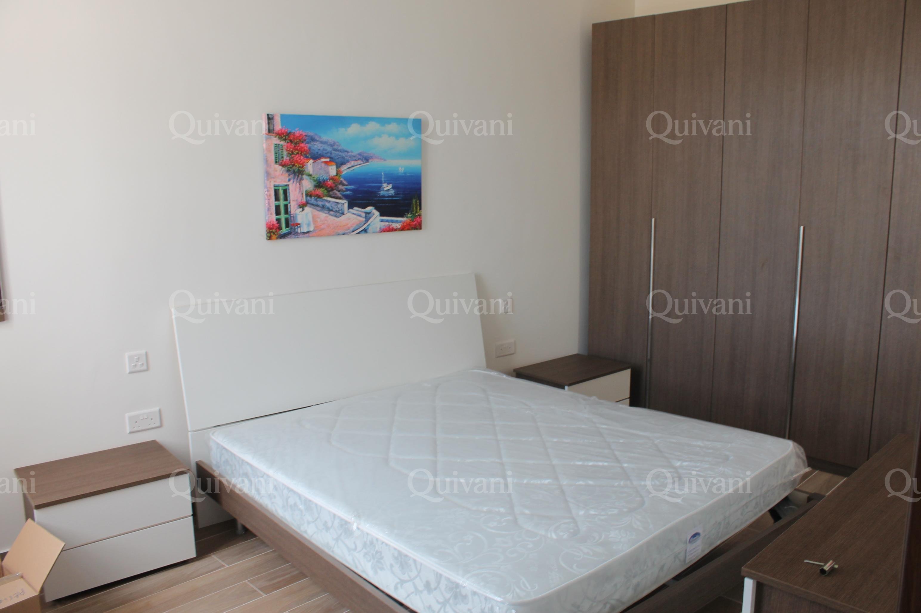 Valletta, Furnished Penthouse
