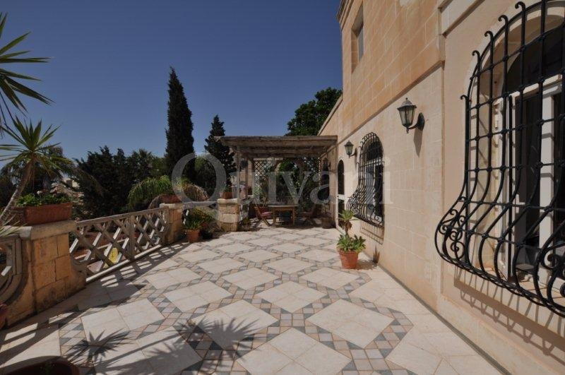 Tal-Ibrag, Finished Villa