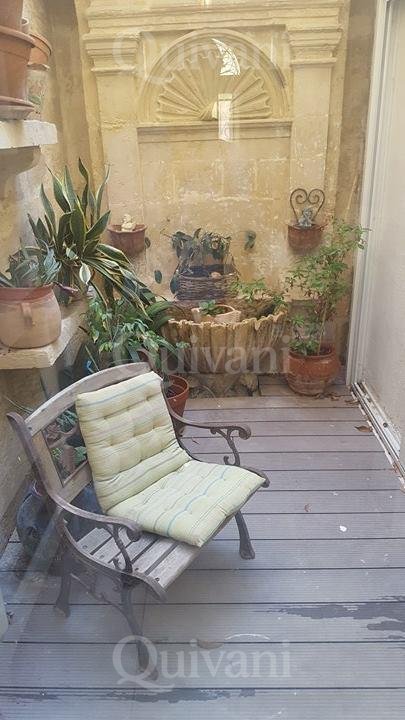 Sliema, Furnished Town House