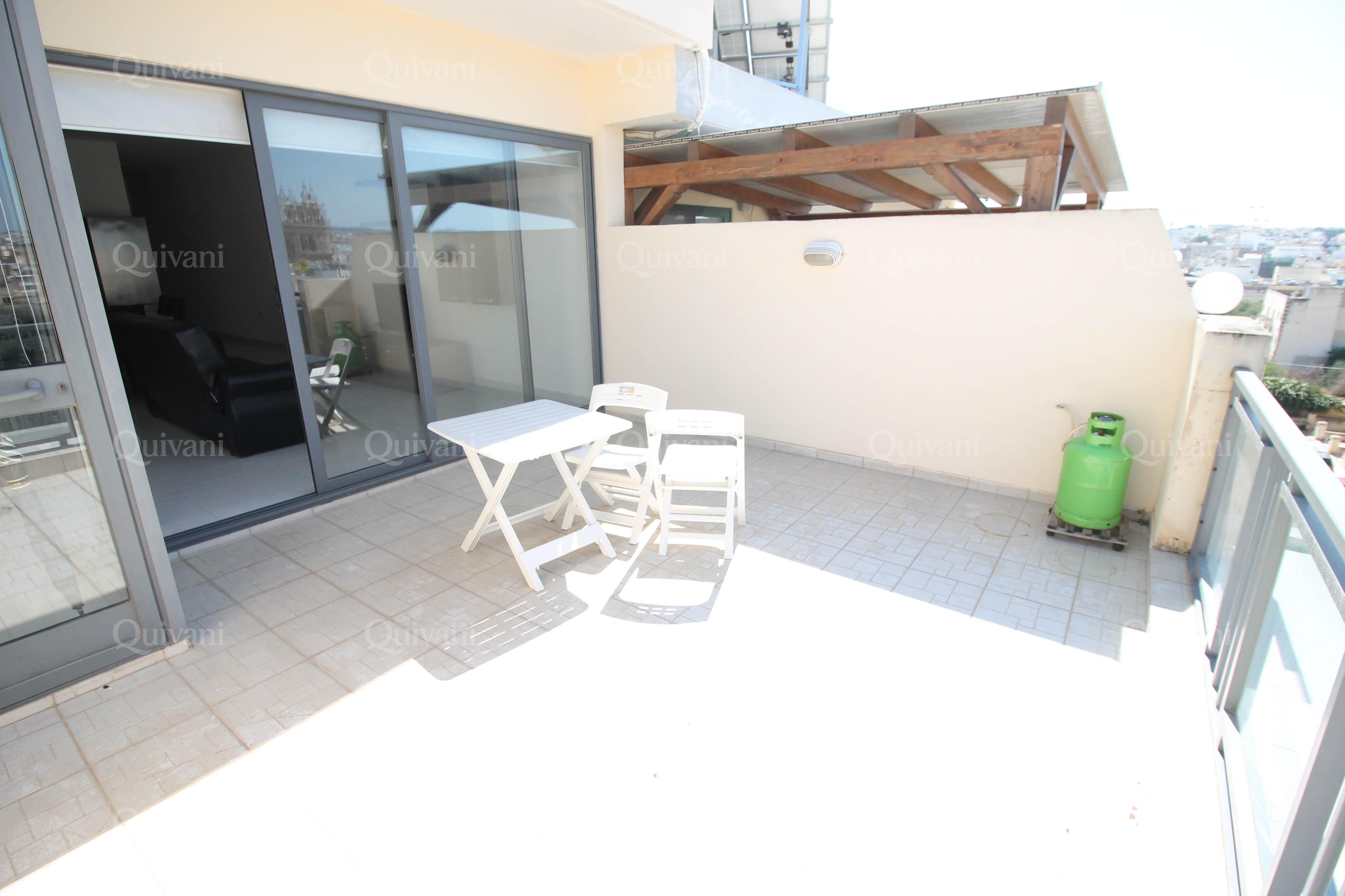 Birkirkara, Furnished Penthouse