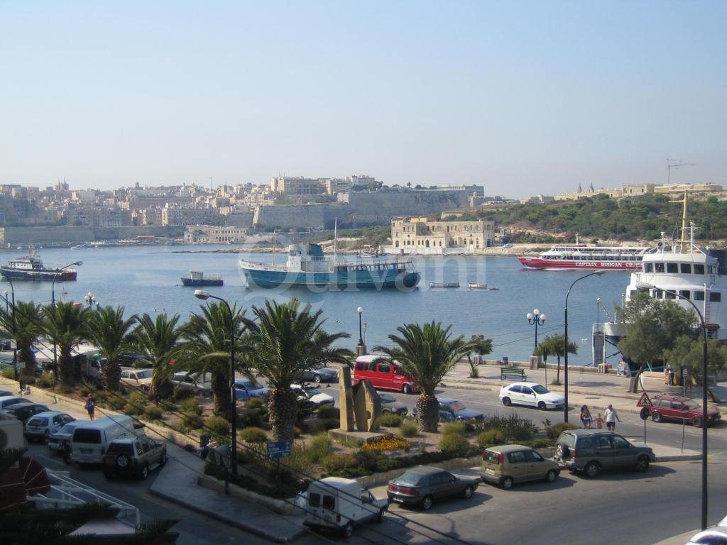 Sliema, Finished Office
