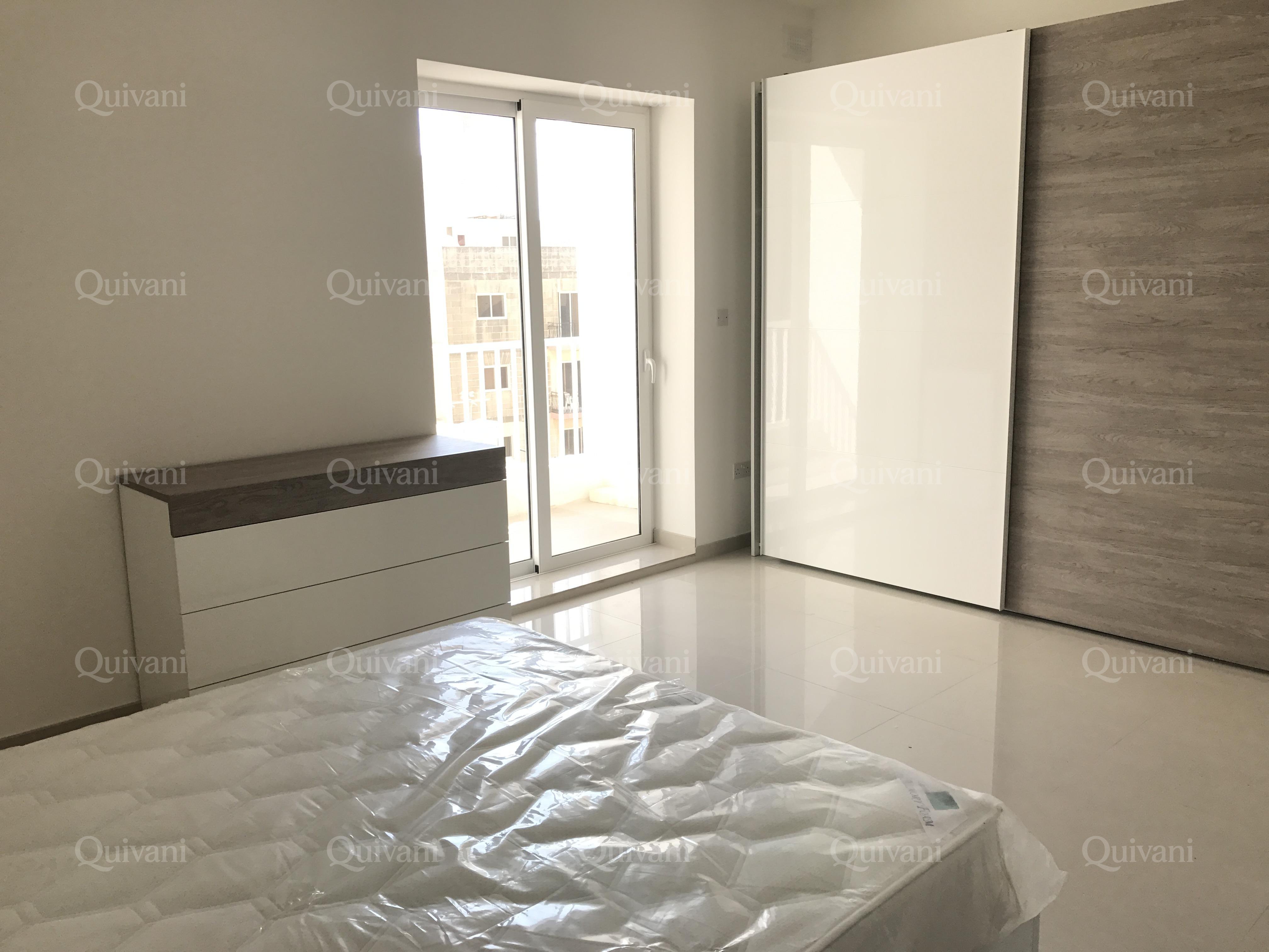 Sliema, Furnished Penthouse