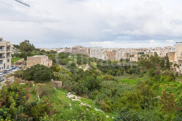 St Julians, Furnished Apartment