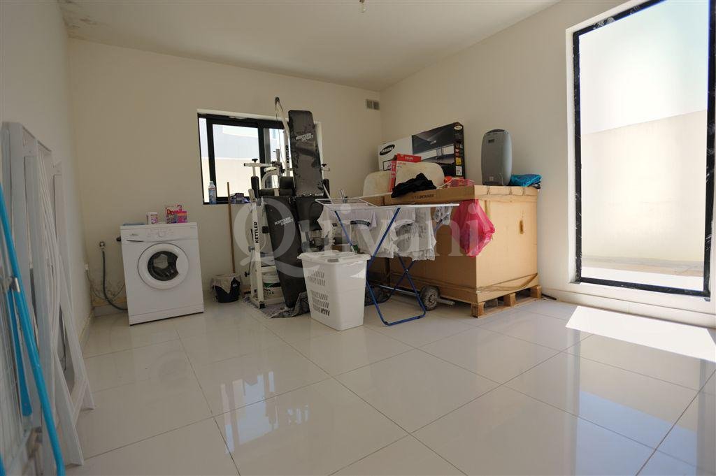 Gzira, Furnished Duplex Maisonette