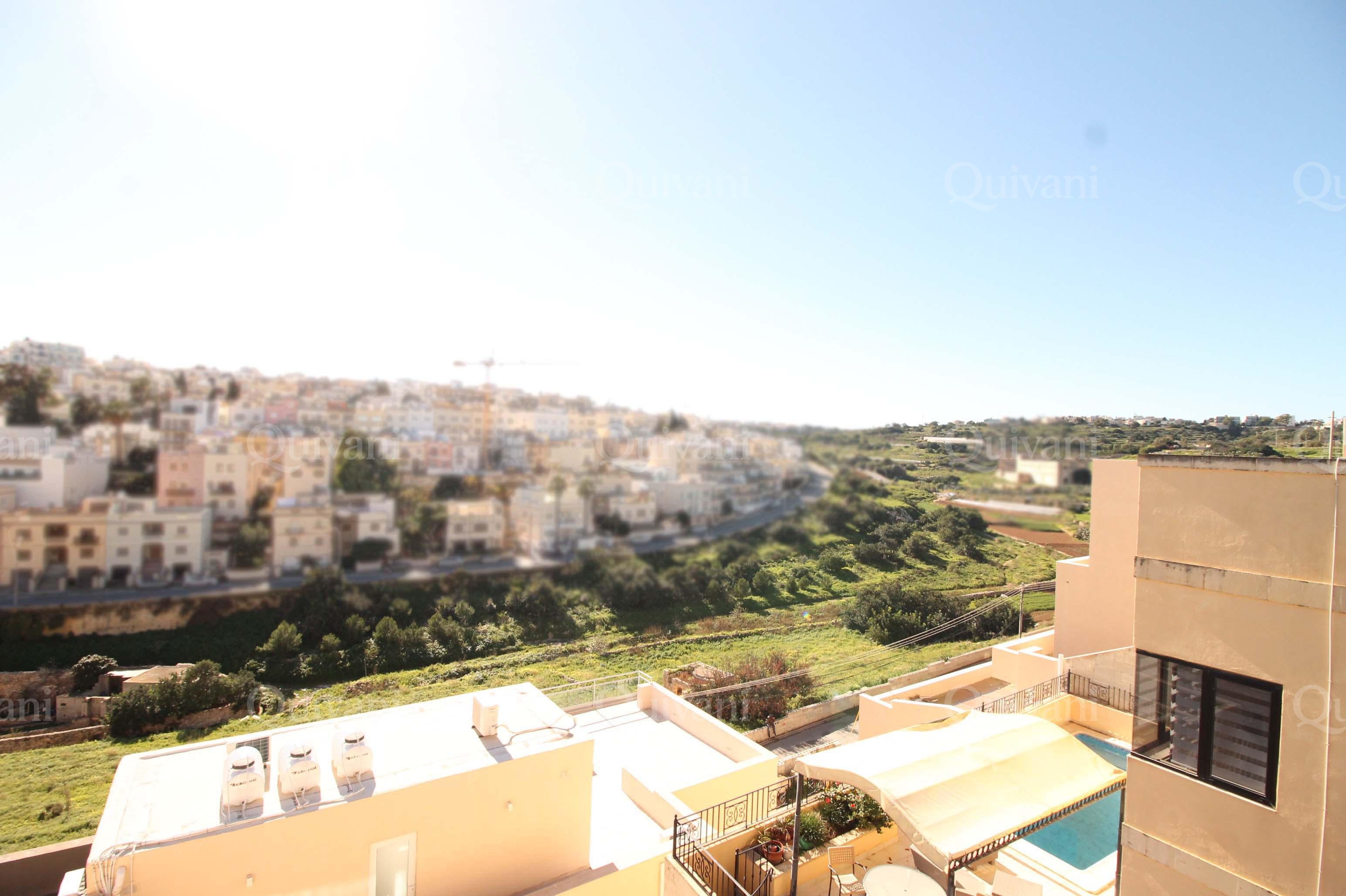 Swieqi, Furnished Maisonette