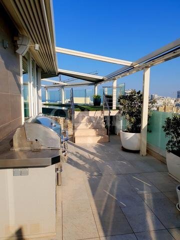 Sliema, Furnished Penthouse