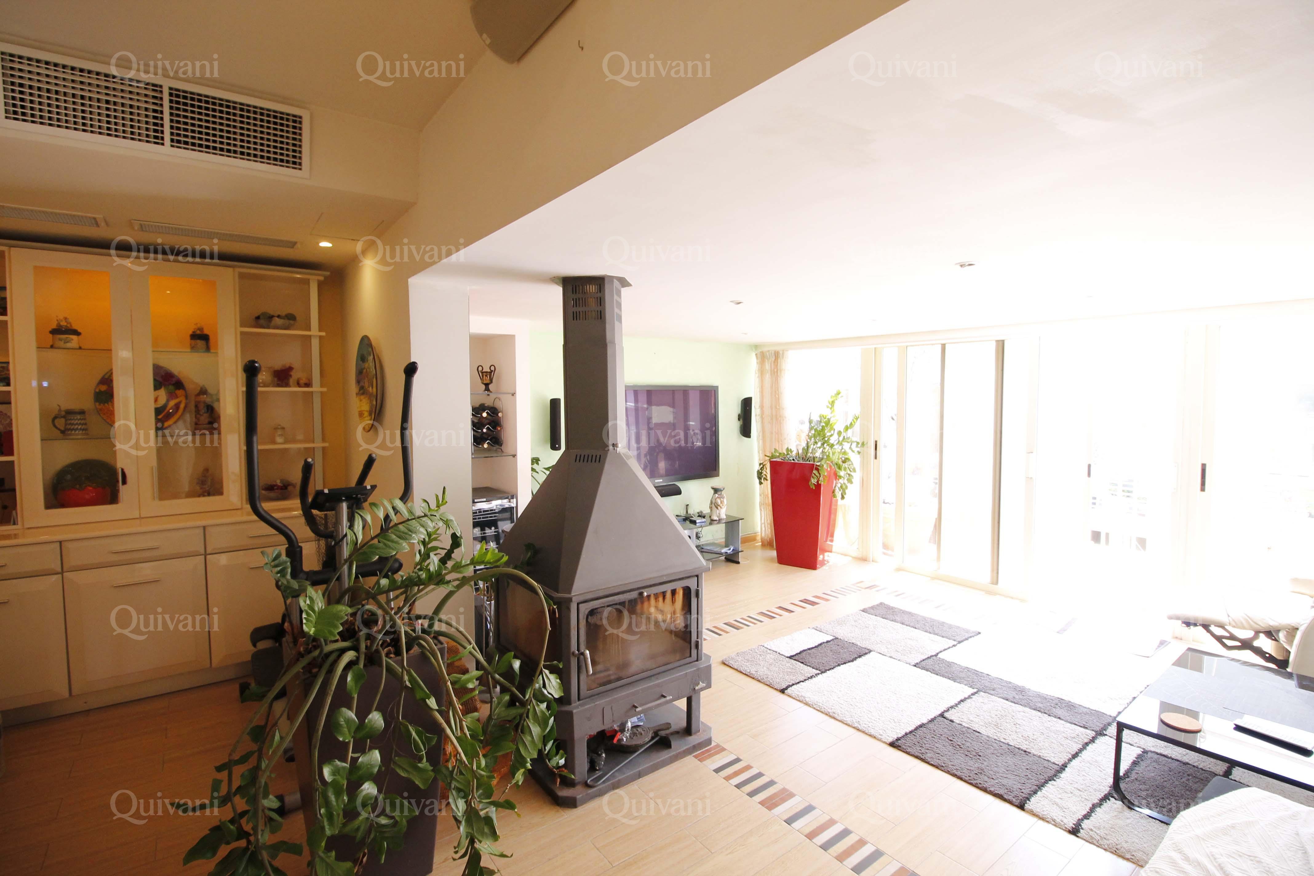 Ta'' Xbiex, Furnished Penthouse