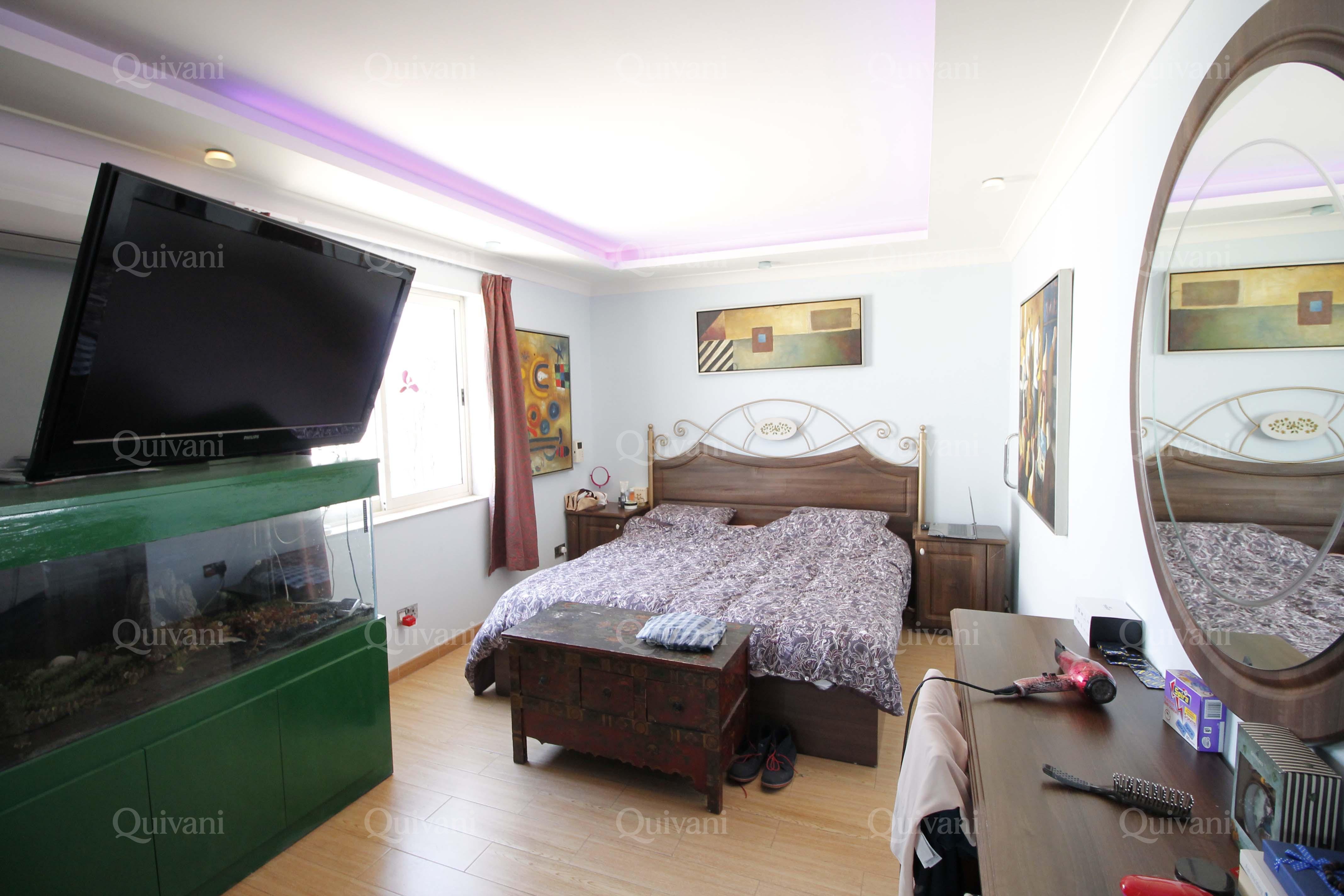 Ta'' Xbiex, Furnished Penthouse