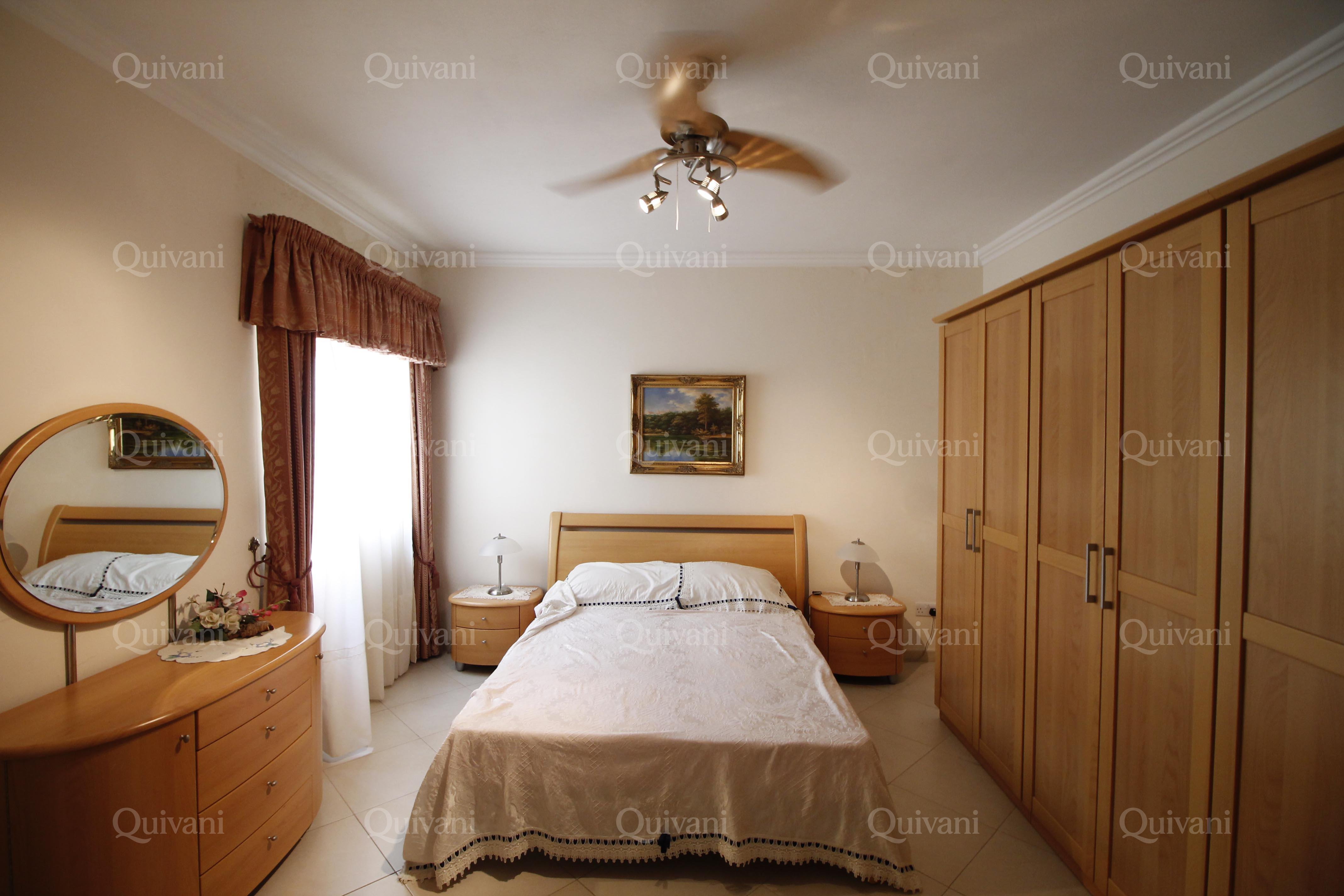Qawra, Furnished Apartment