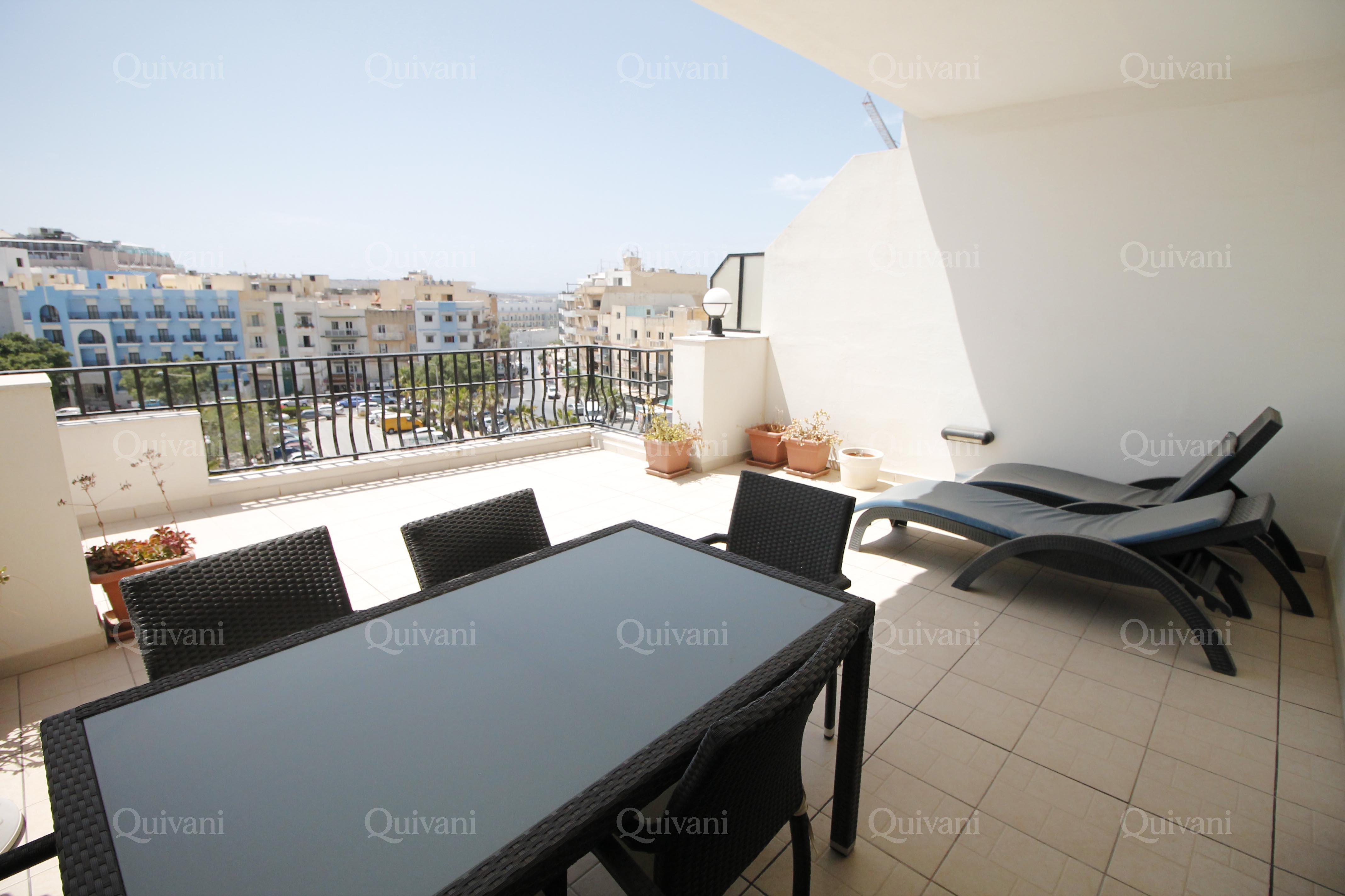 Qawra, Furnished Penthouse