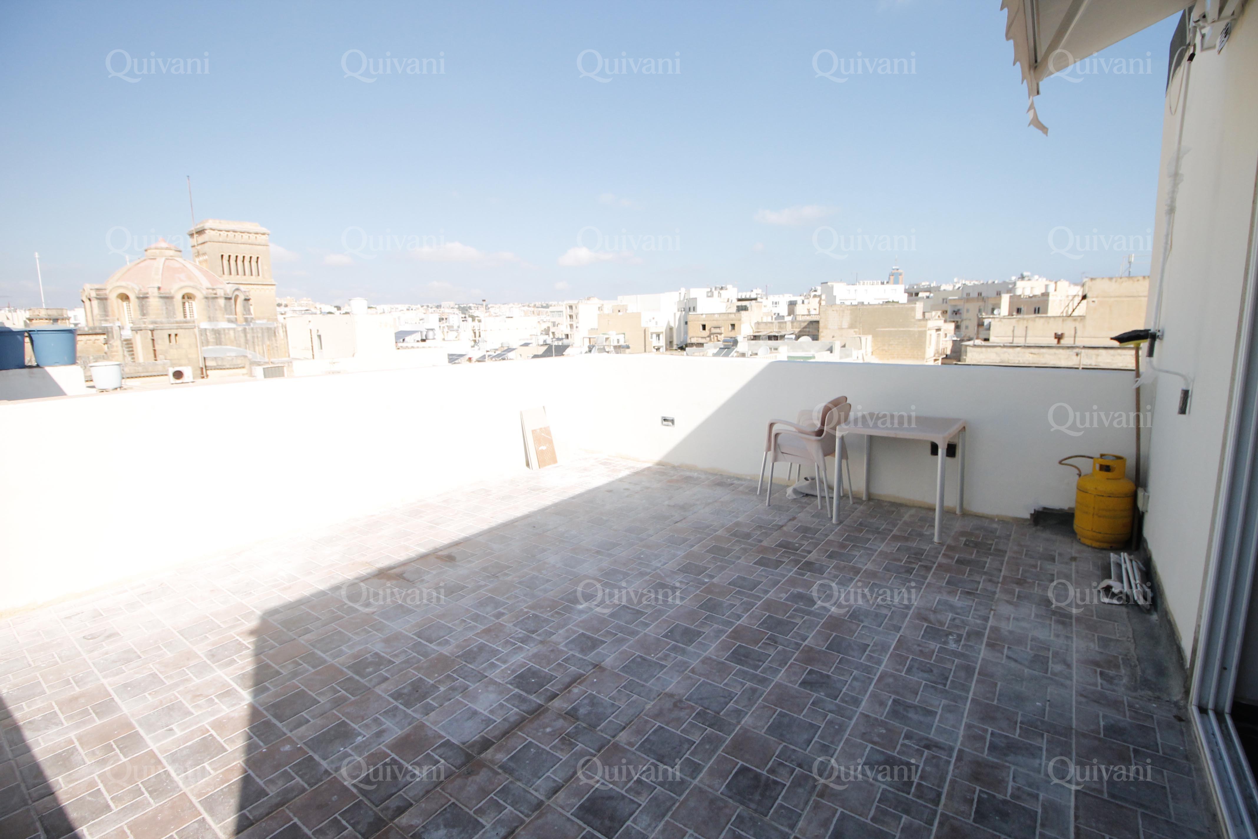Sliema, Furnished Penthouse