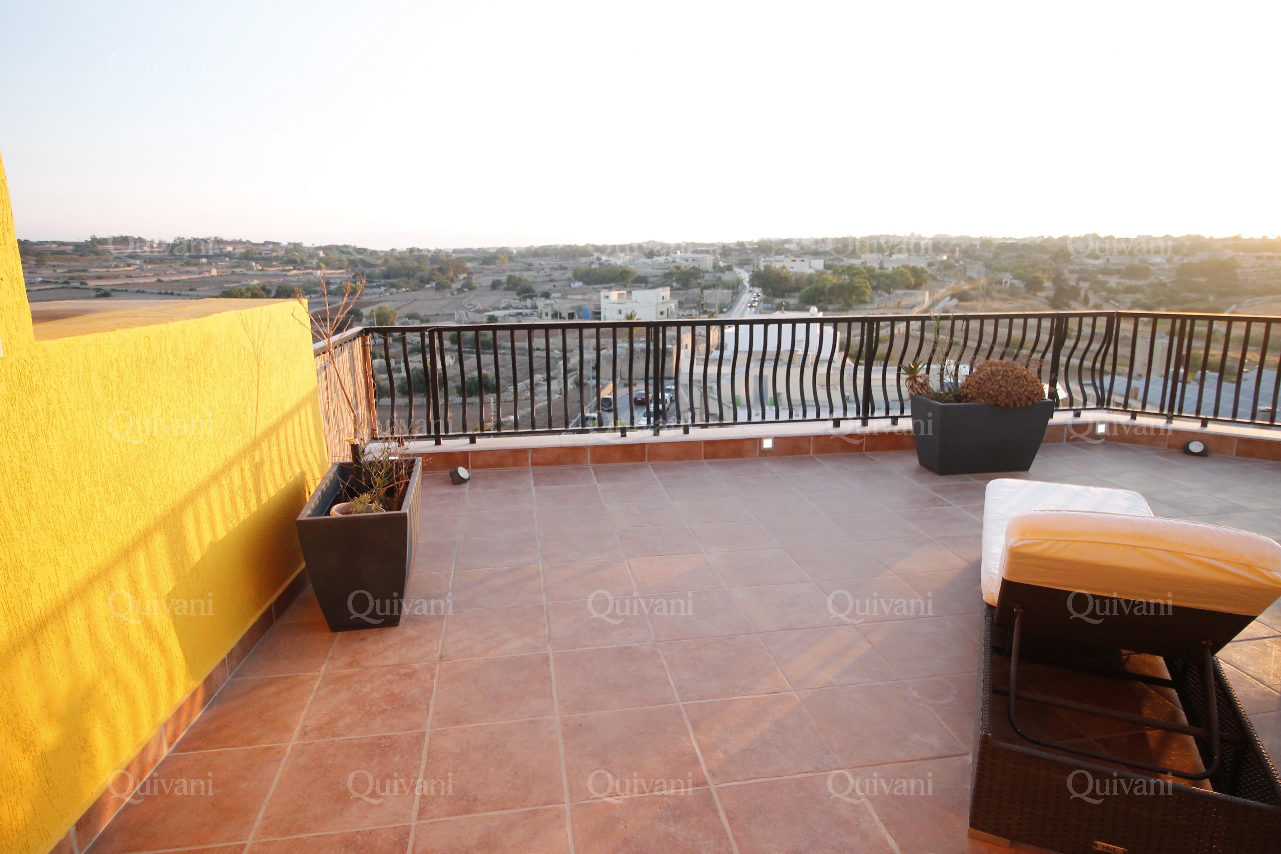 Marsascala, Furnished Penthouse