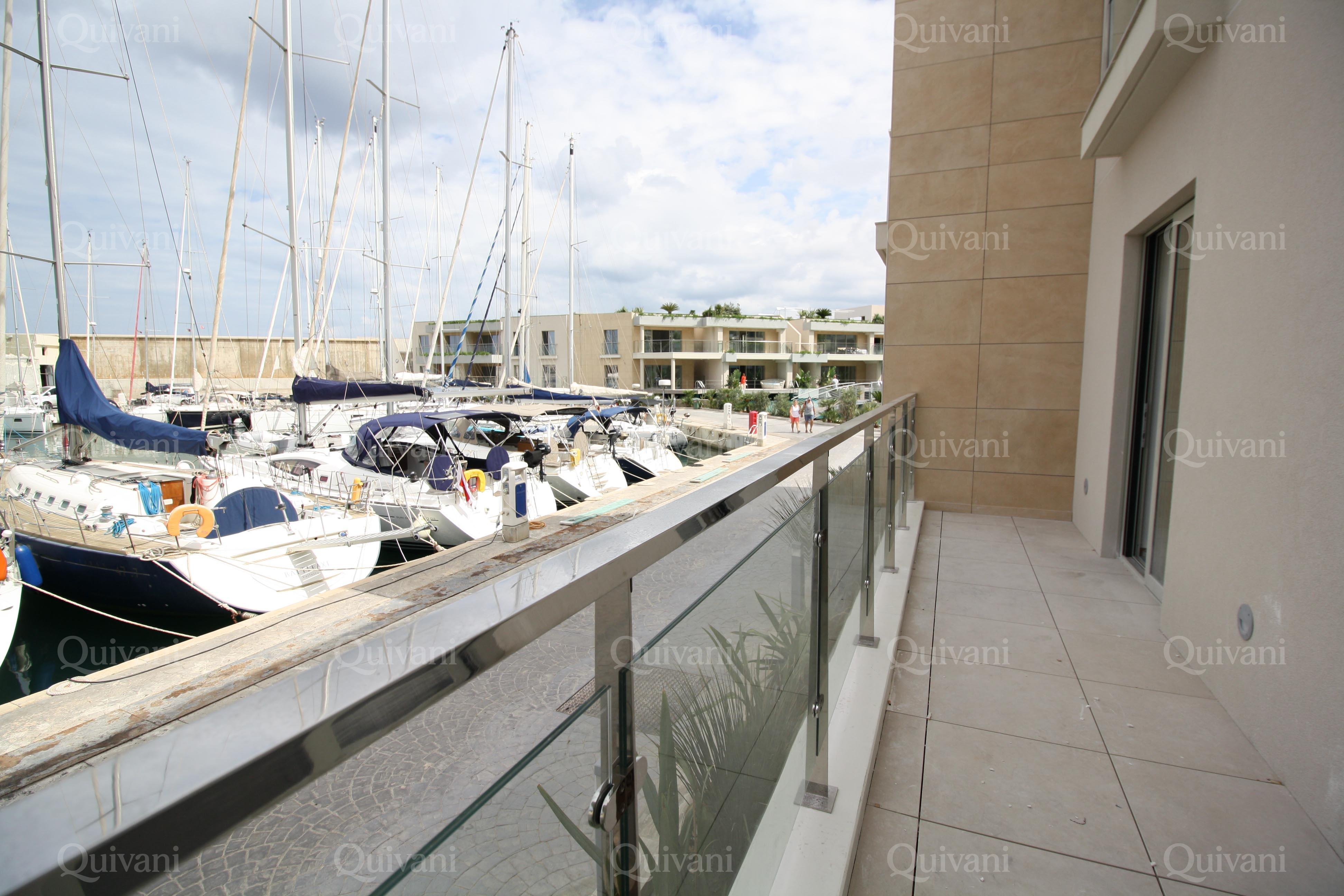Portomaso Laguna, Furnished Apartment