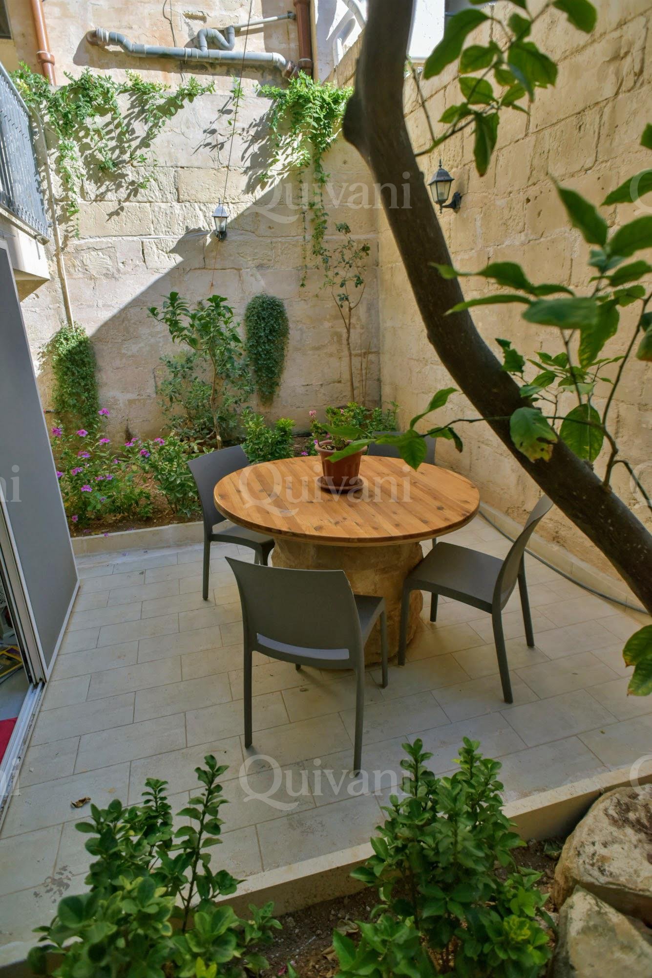 Sliema, Furnished Town House
