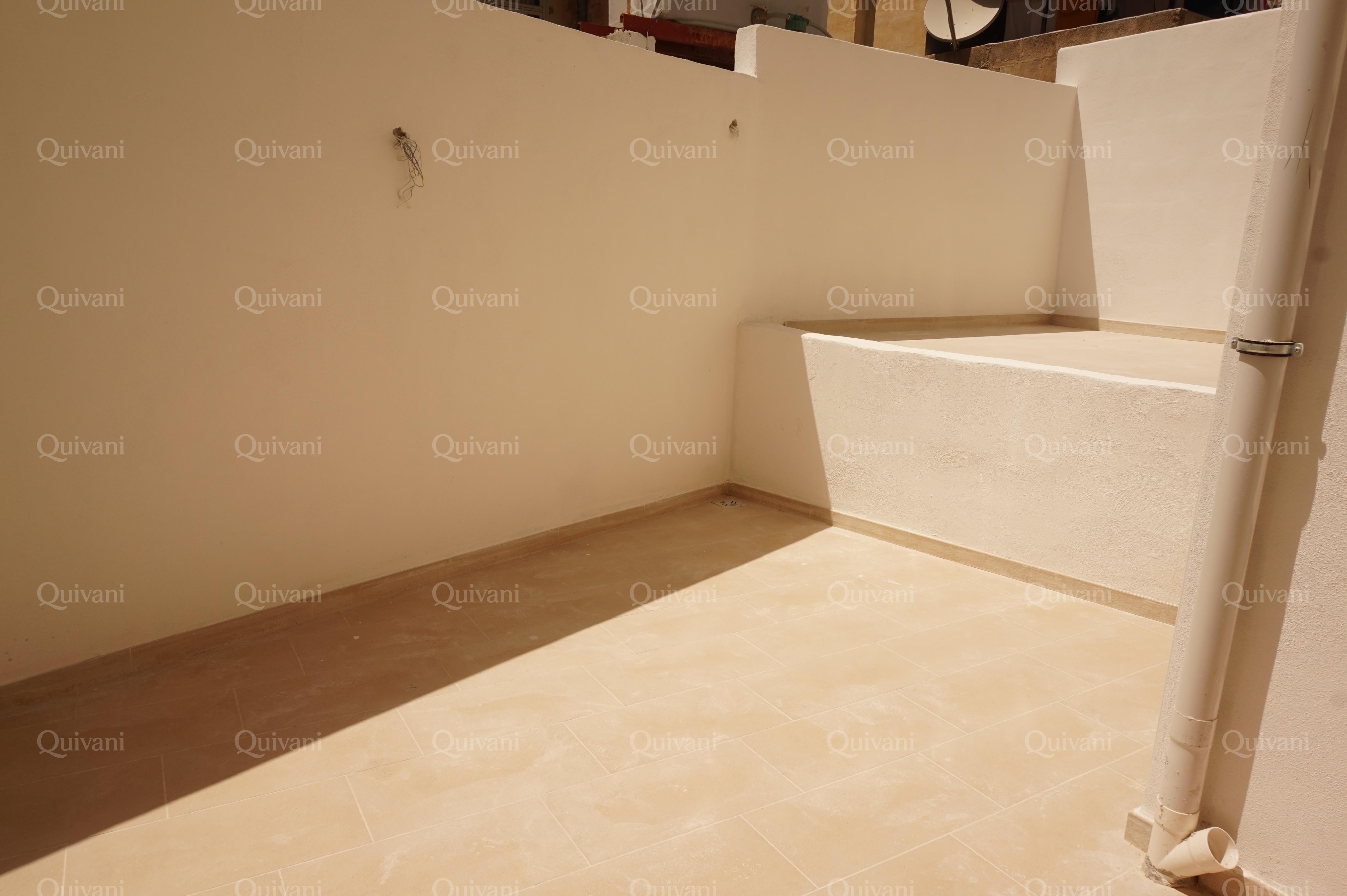 Gzira, Furnished Apartment