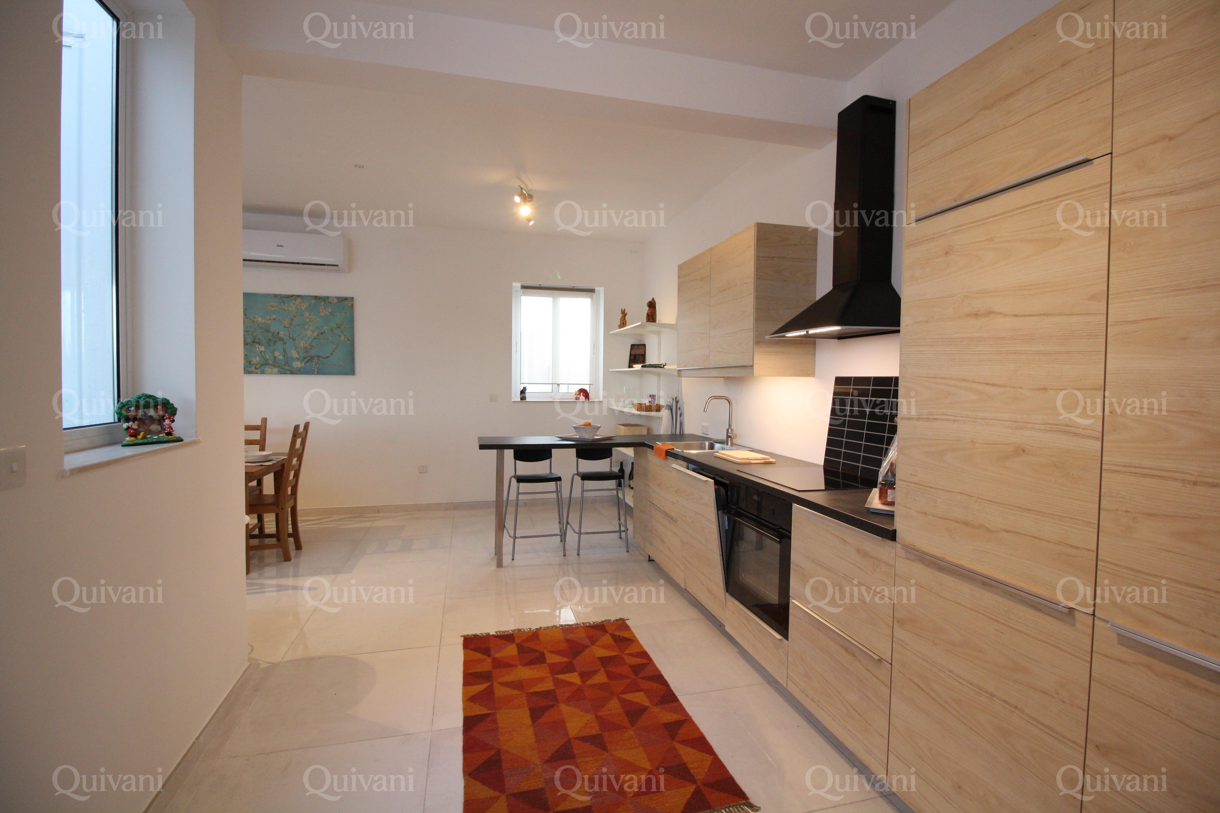 Naxxar, Furnished Penthouse