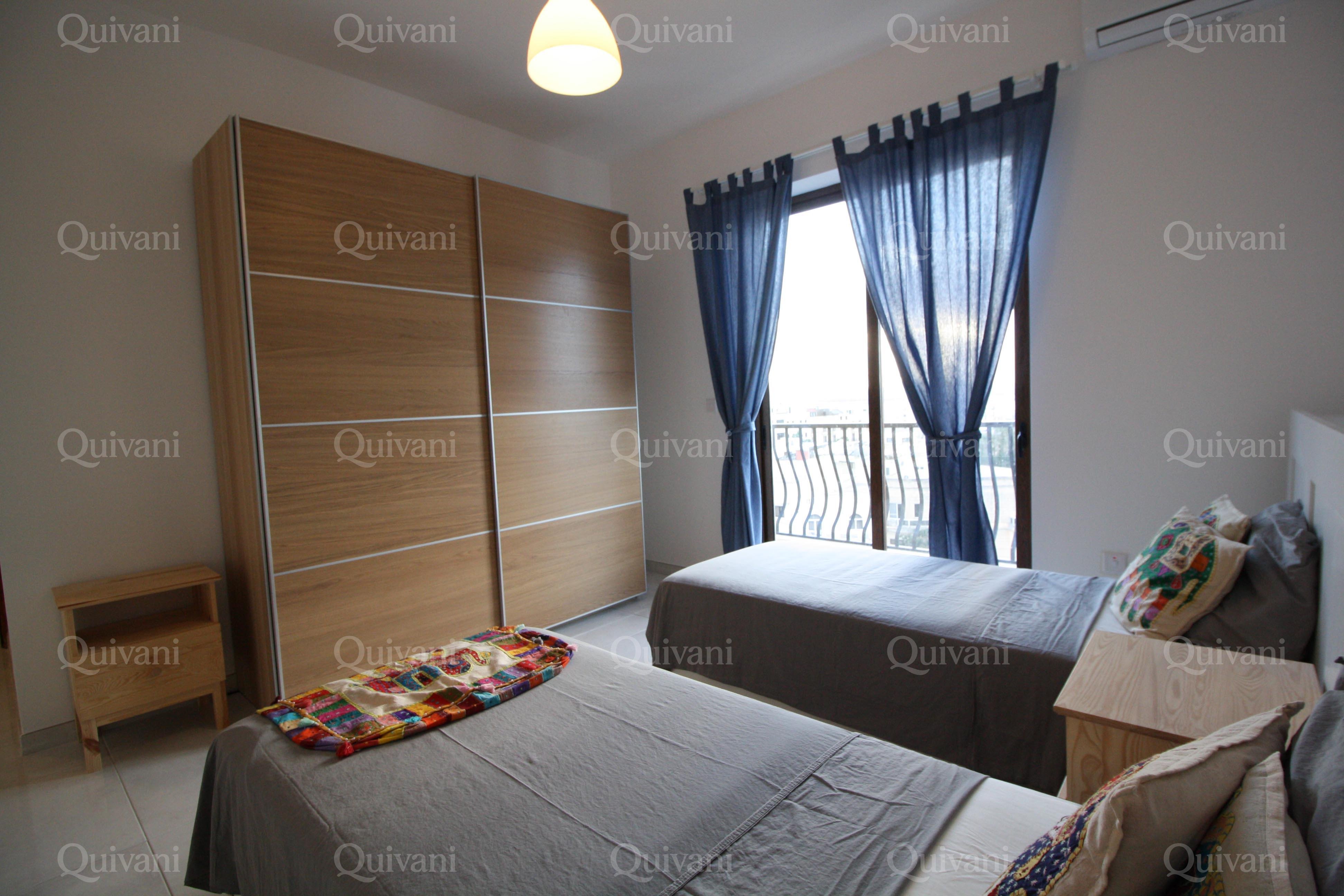 Naxxar, Furnished Penthouse
