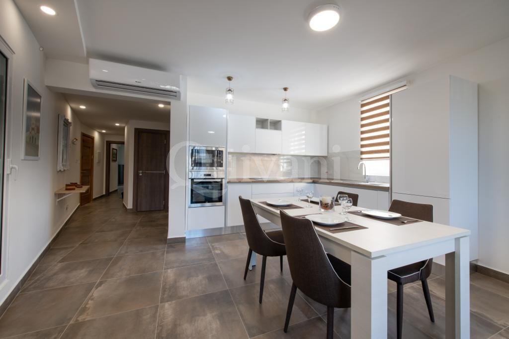 Ta'' Xbiex, Furnished Apartment