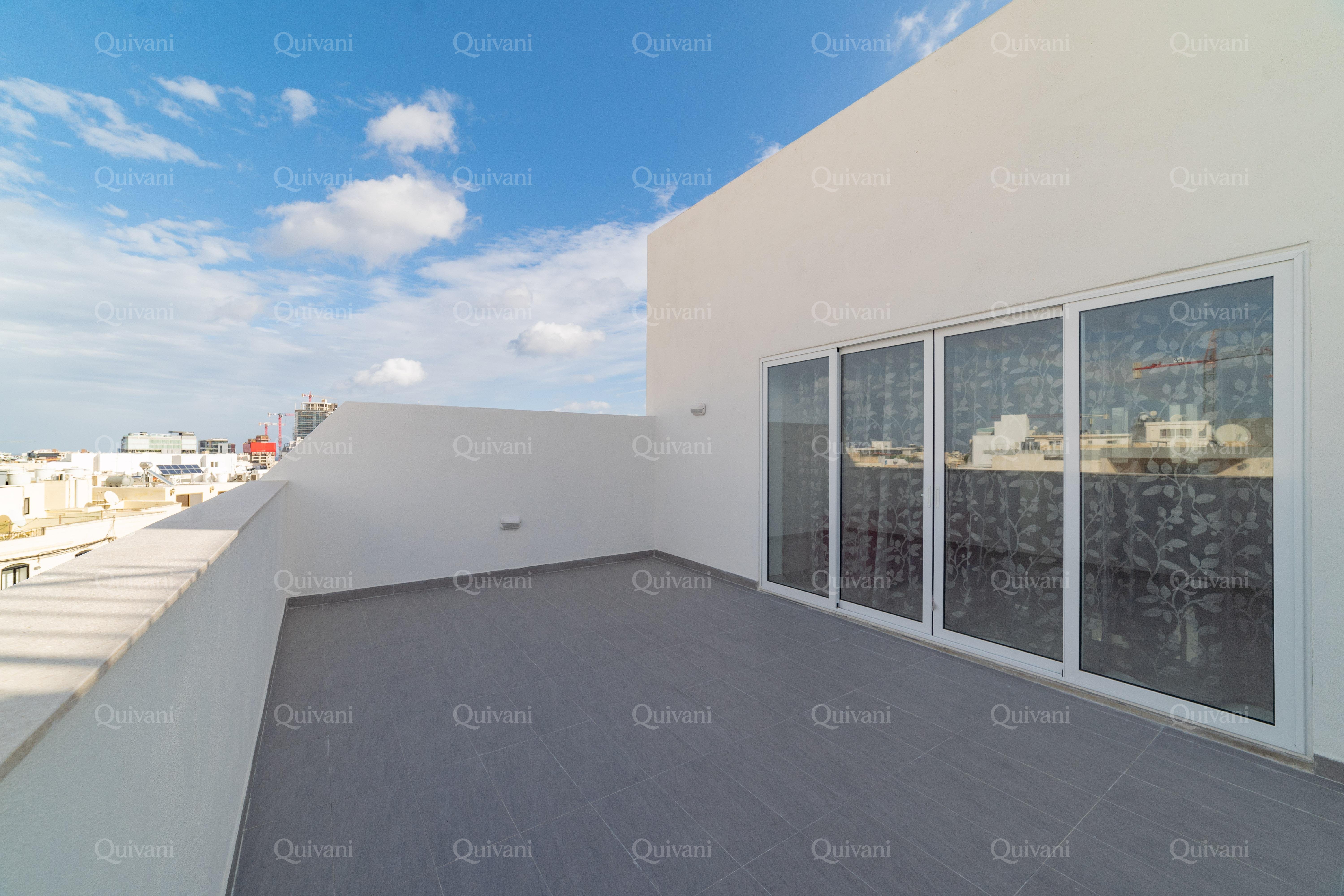 Swieqi, Furnished Penthouse