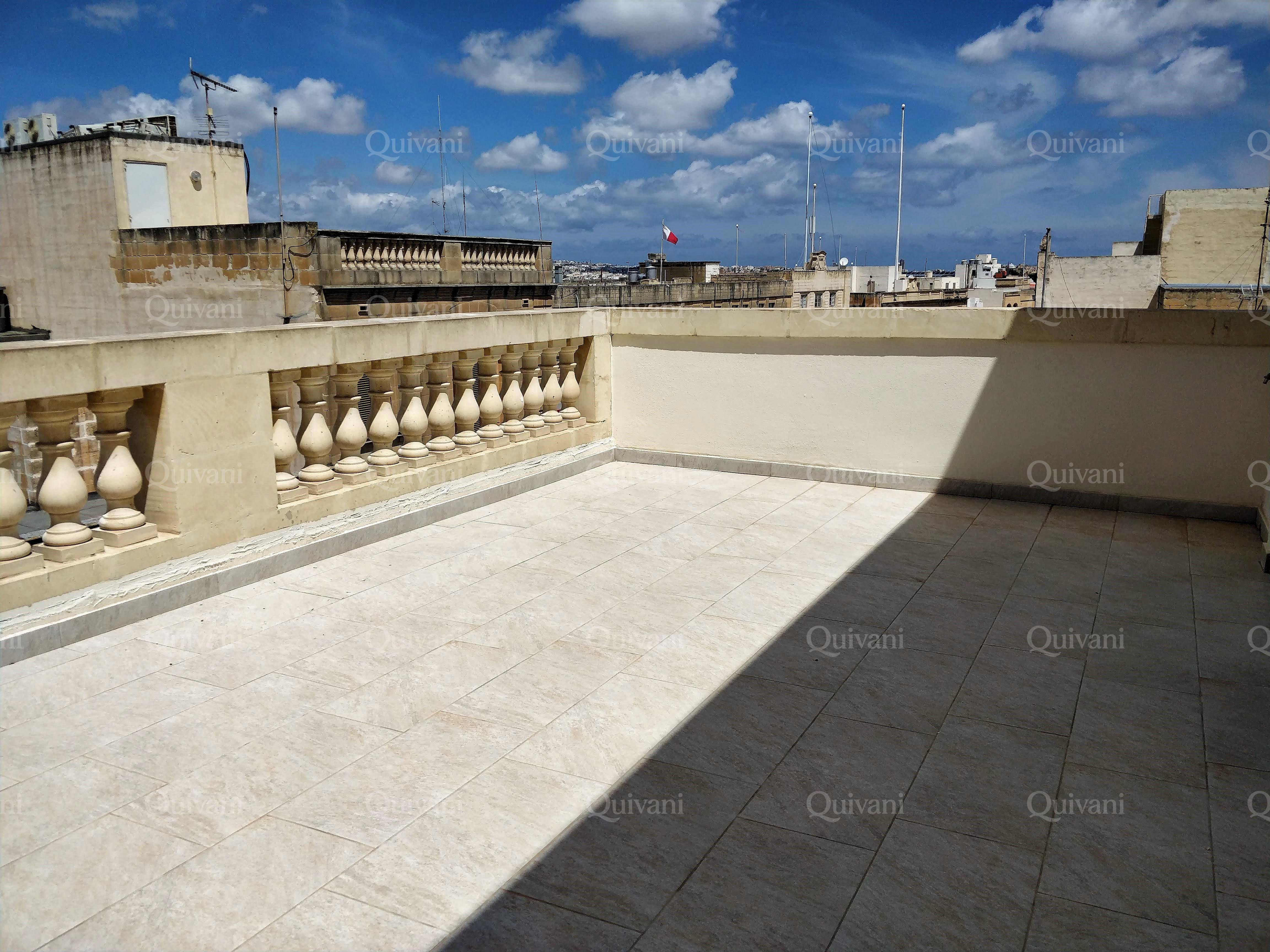 Paola, Furnished Penthouse