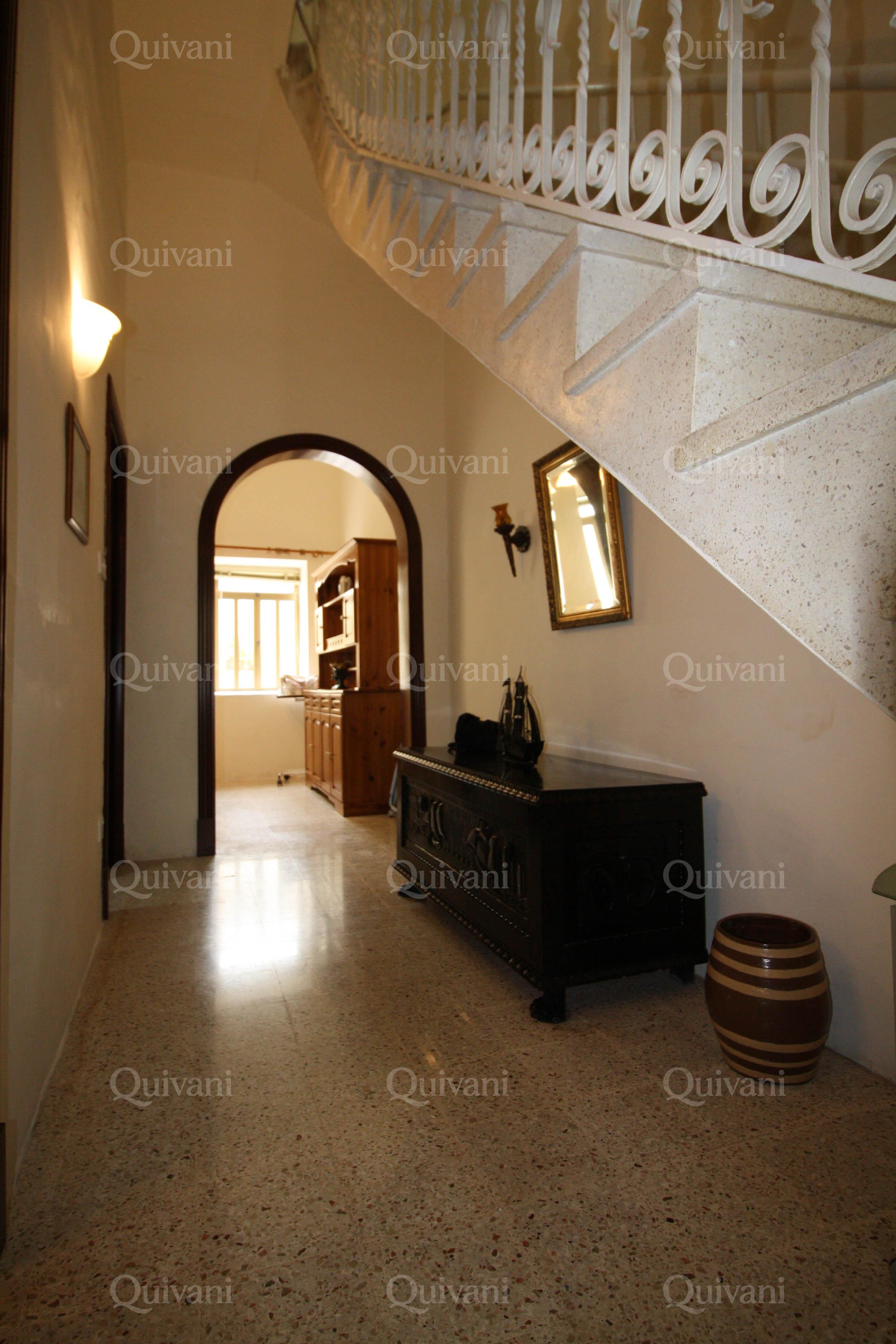 Sliema, Furnished Town House