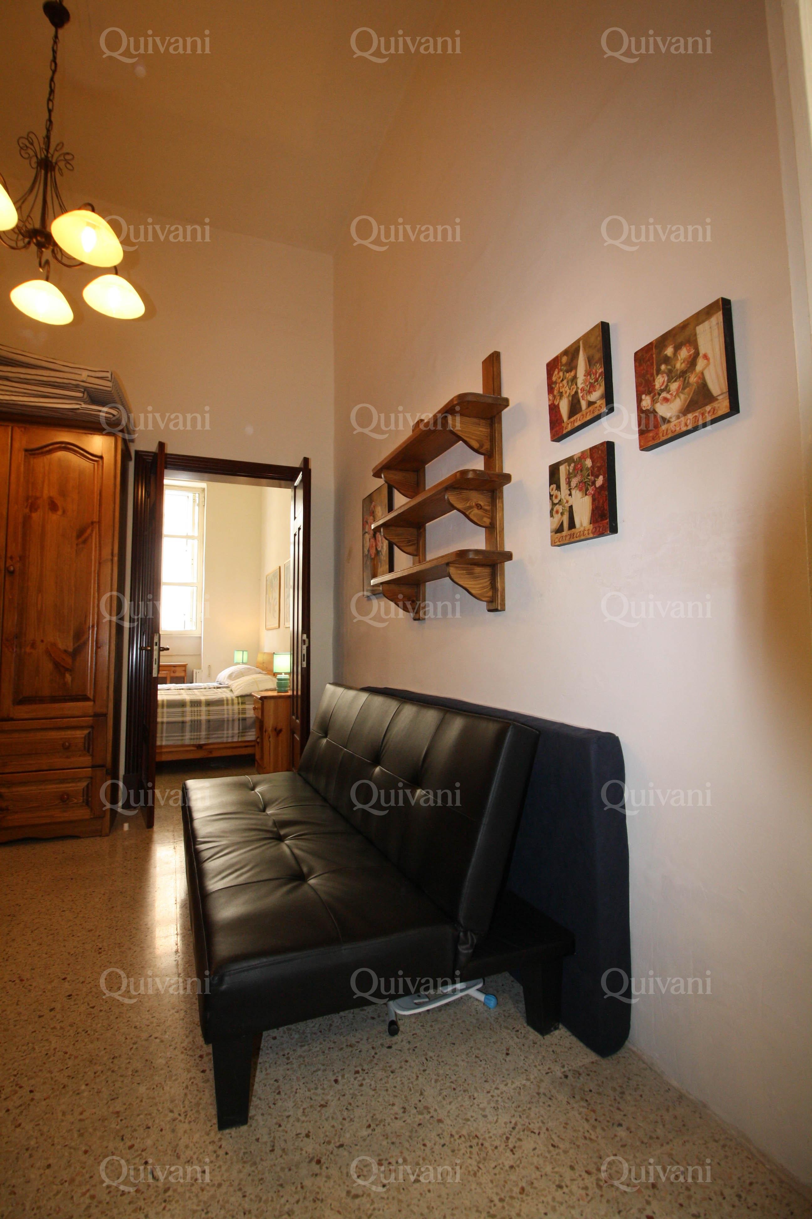 Sliema, Furnished Town House