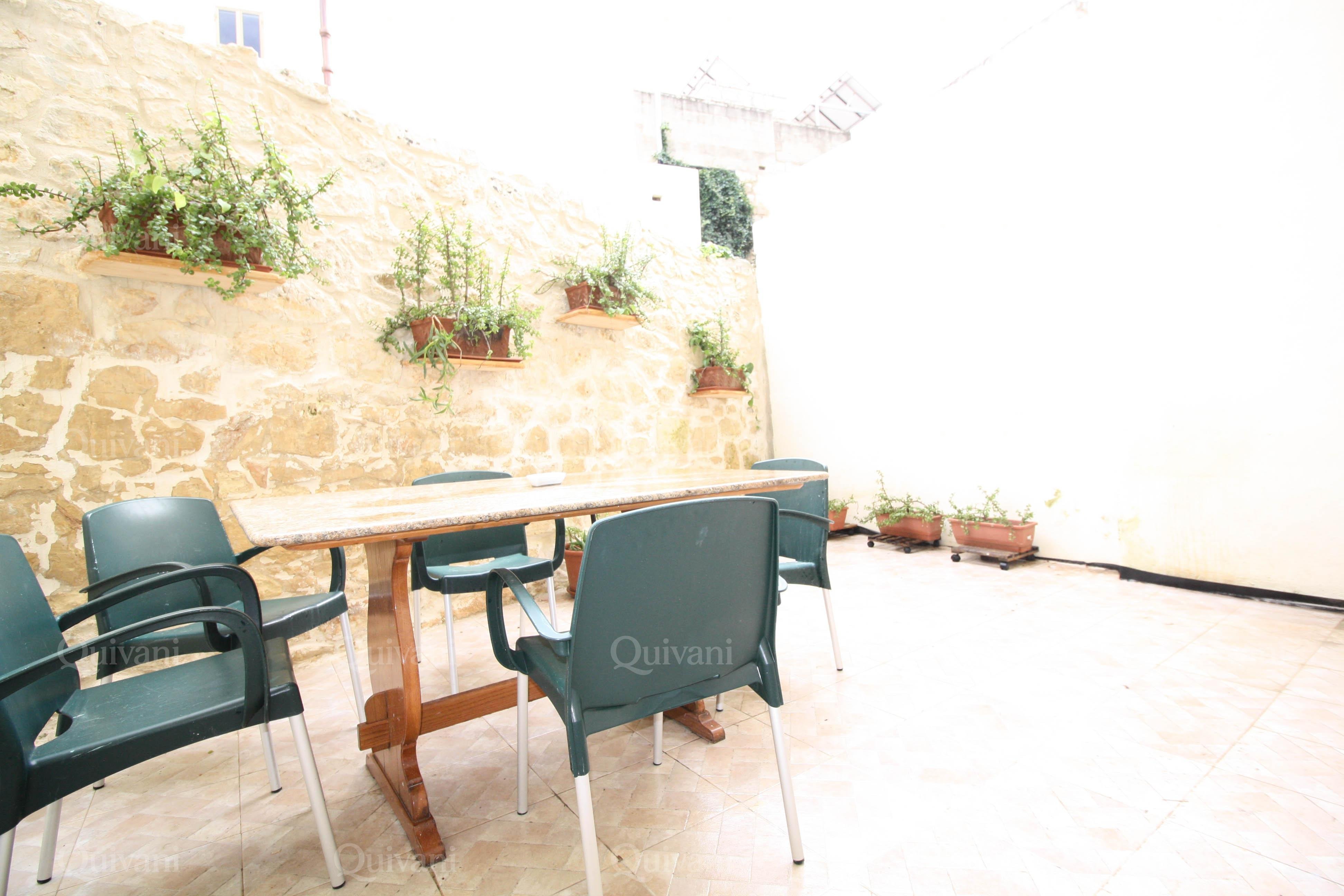 Sliema, Furnished Town House